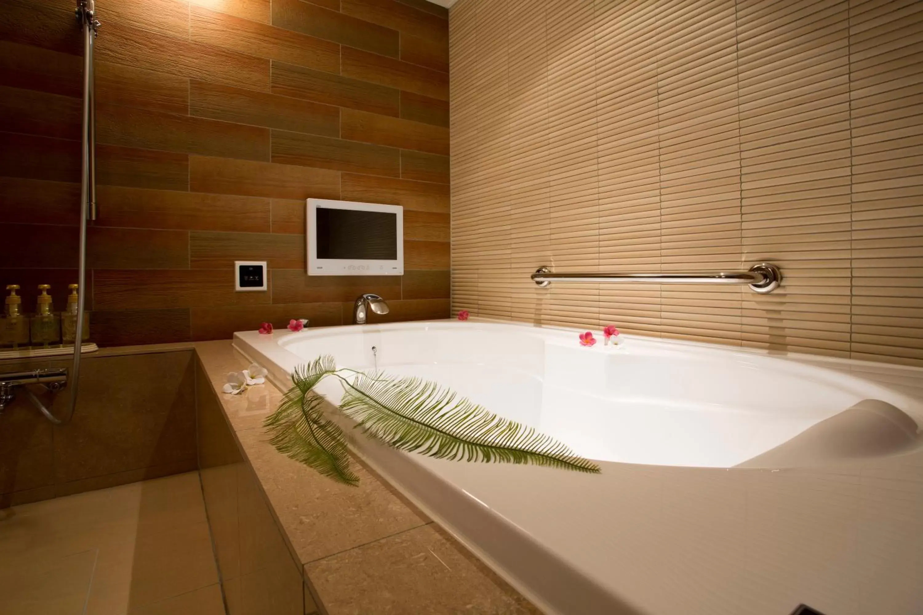 Bathroom in Hotel and Spa Lotus Modern (Adult Only)