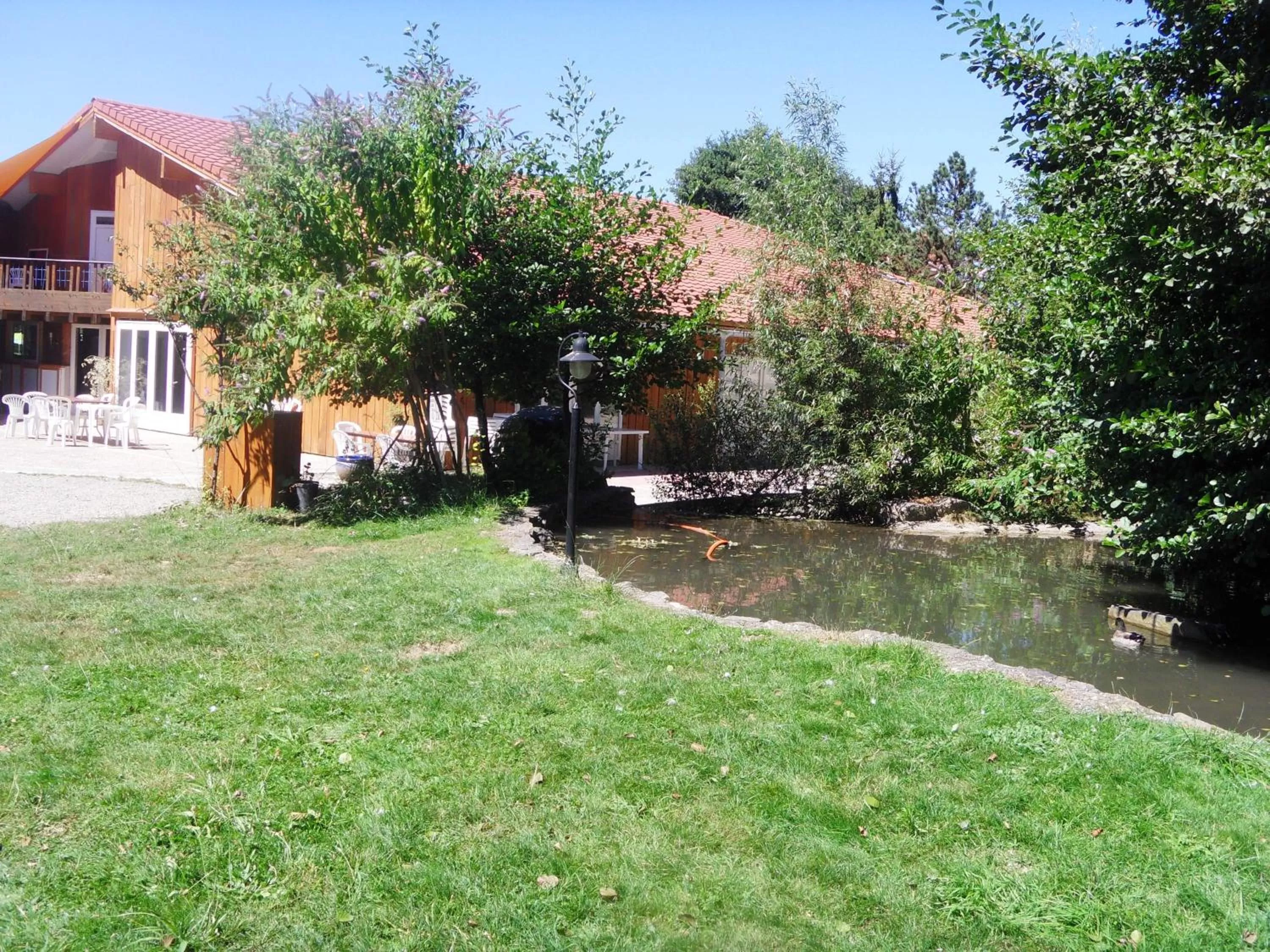 Summer in Hôtel Eco Logis Espace Bellevue