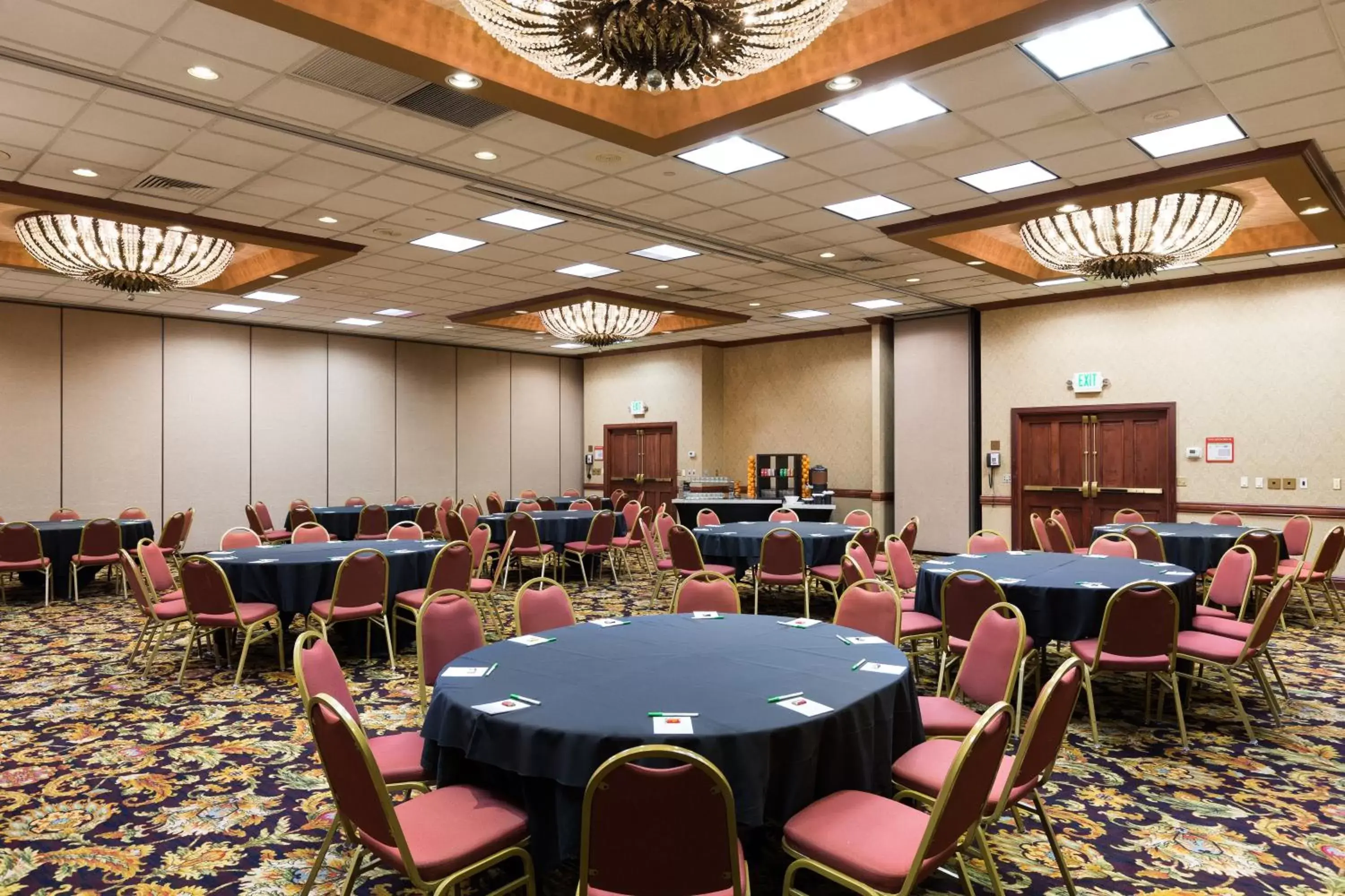 Meeting/conference room in Holiday Inn Sacramento Downtown-Arena, an IHG Hotel