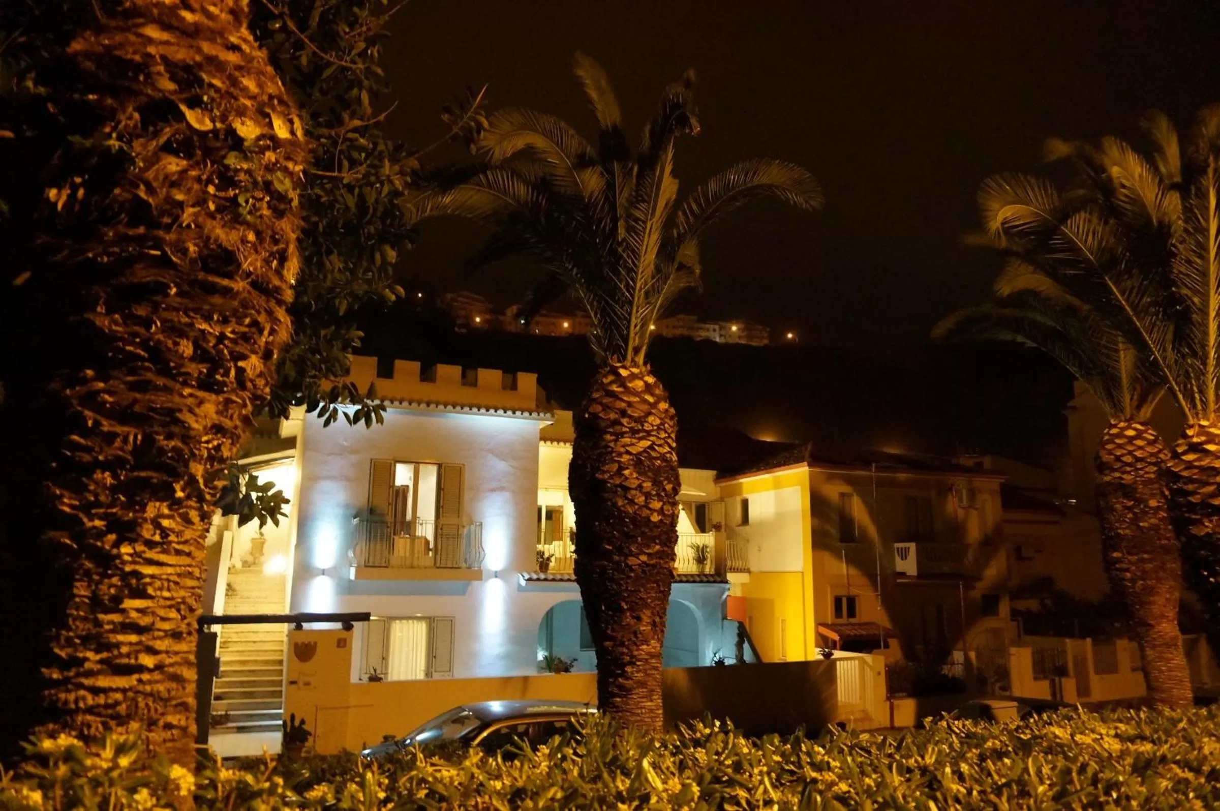 Facade/entrance, Property Building in Villino Erminia - Seaside Art b&b