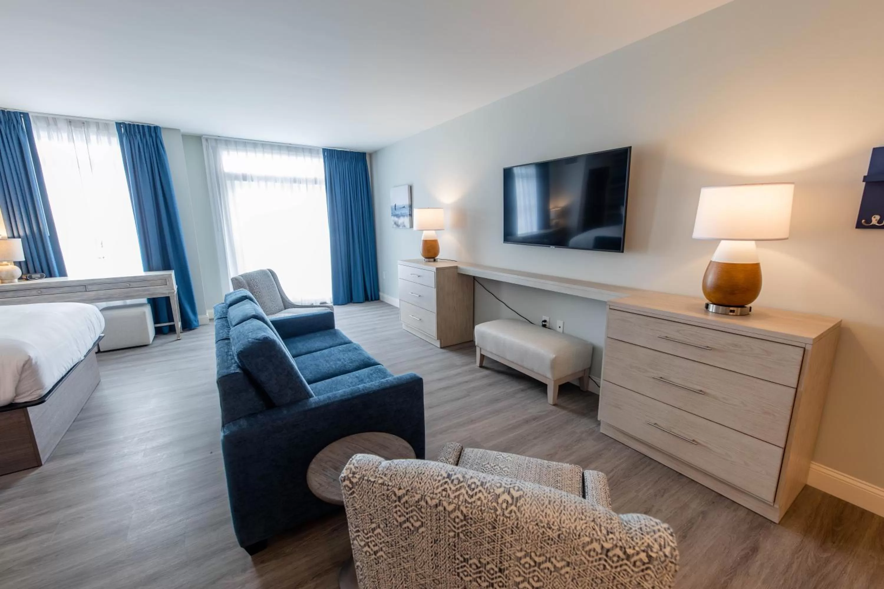 Seating area, Bed in Hotel LBI