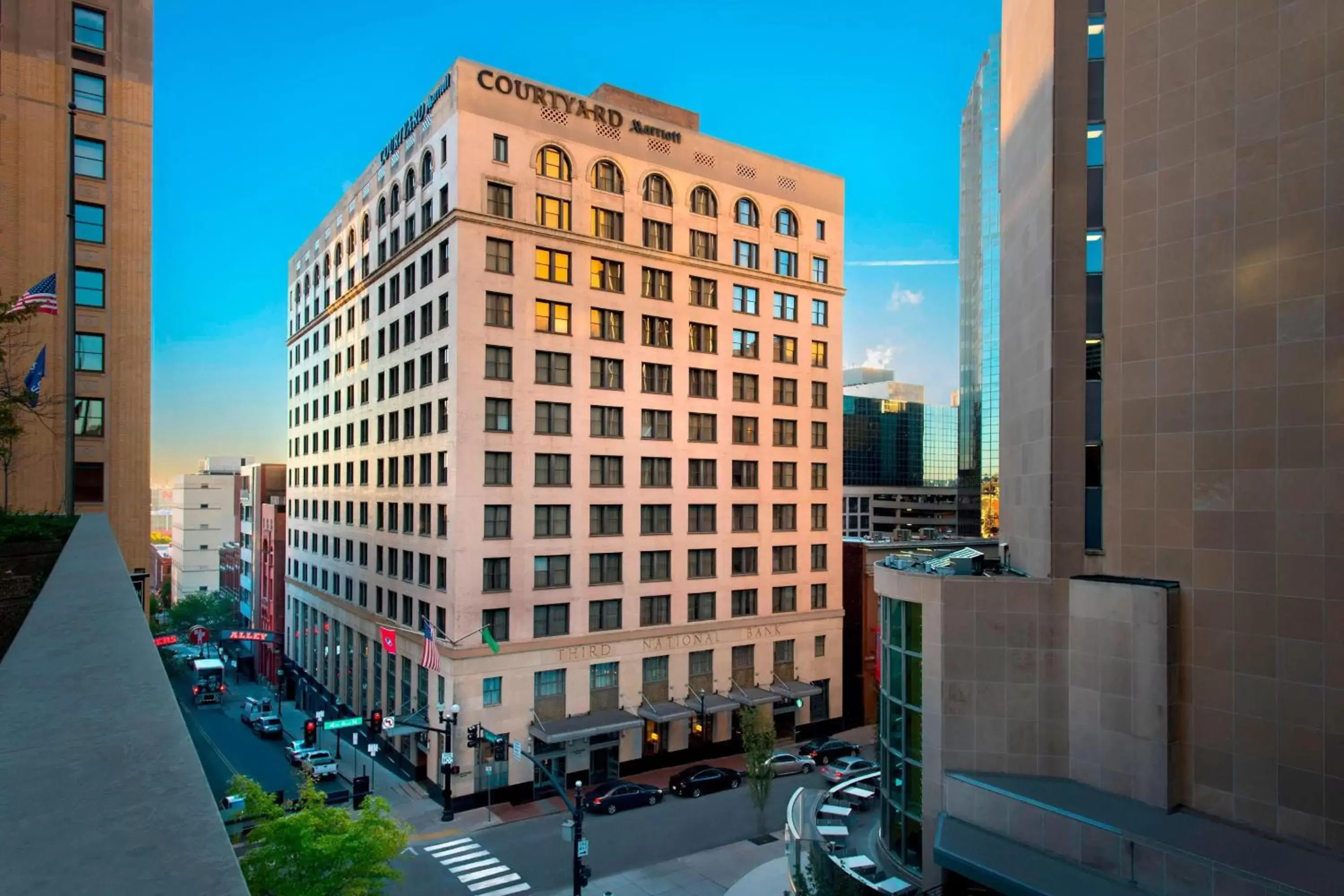 Property Building in Courtyard by Marriott Nashville Downtown
