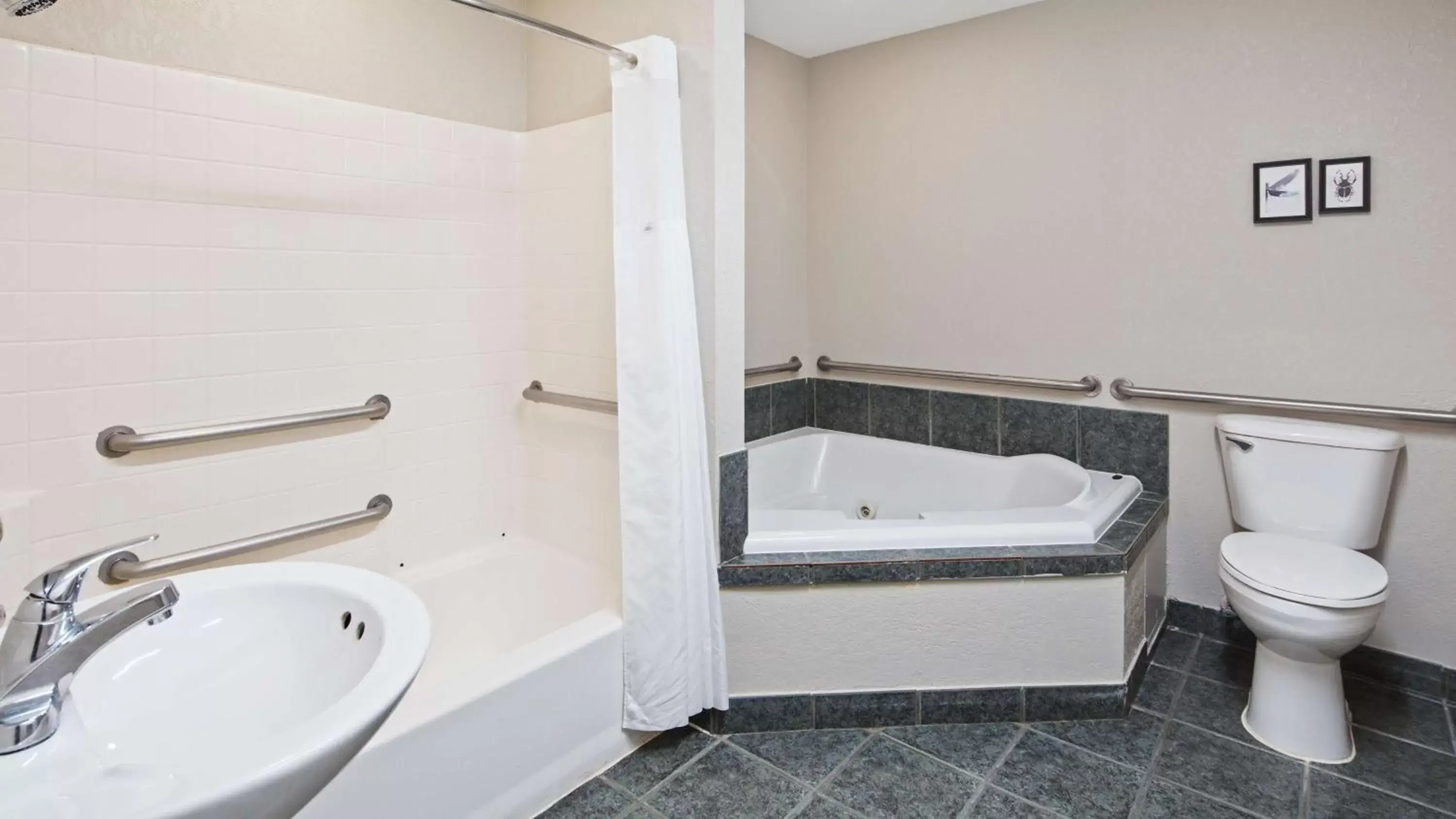 Bathroom in SureStay Plus by Best Western San Antonio Fort Sam Houston