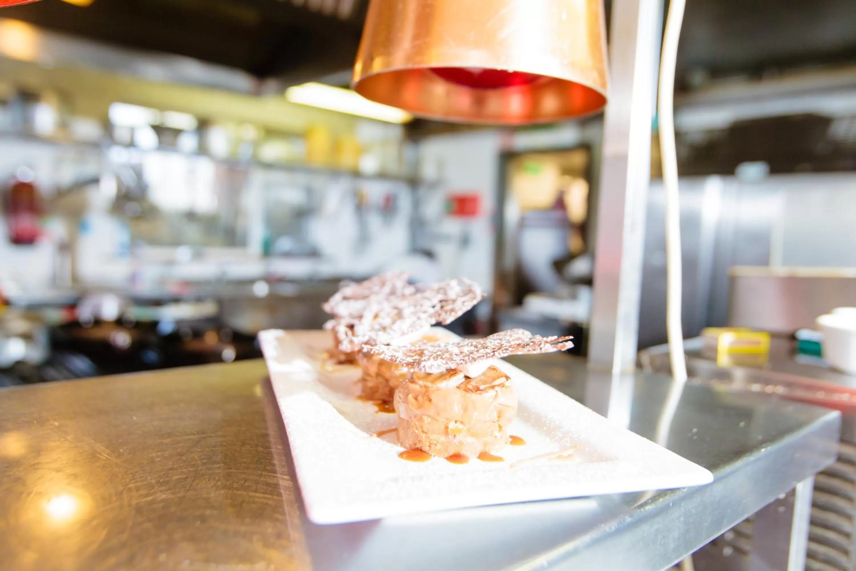 Food in The Yeats County Inn Hotel