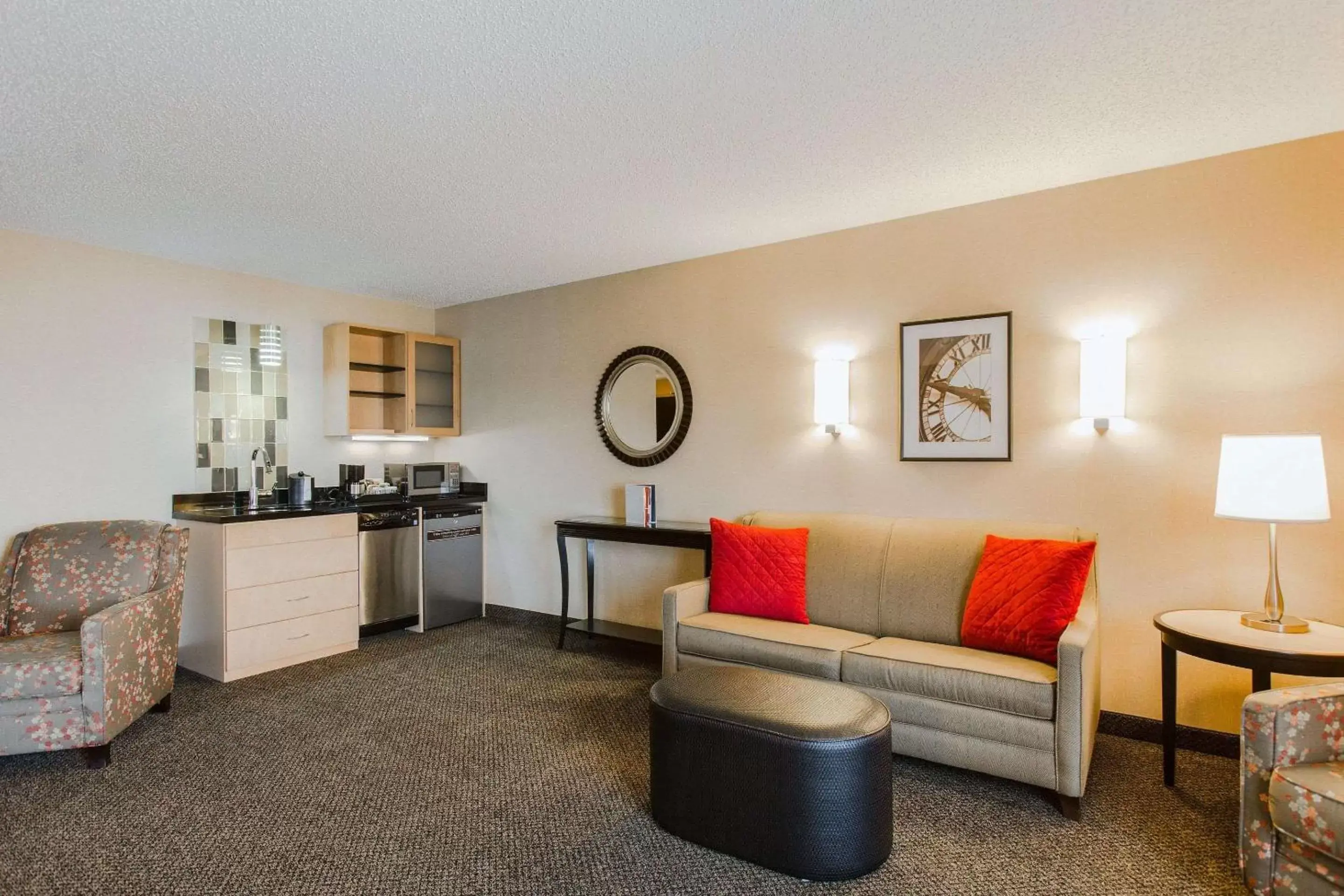 Photo of the whole room, Seating Area in Cambria Hotel Minneapolis Maple Grove