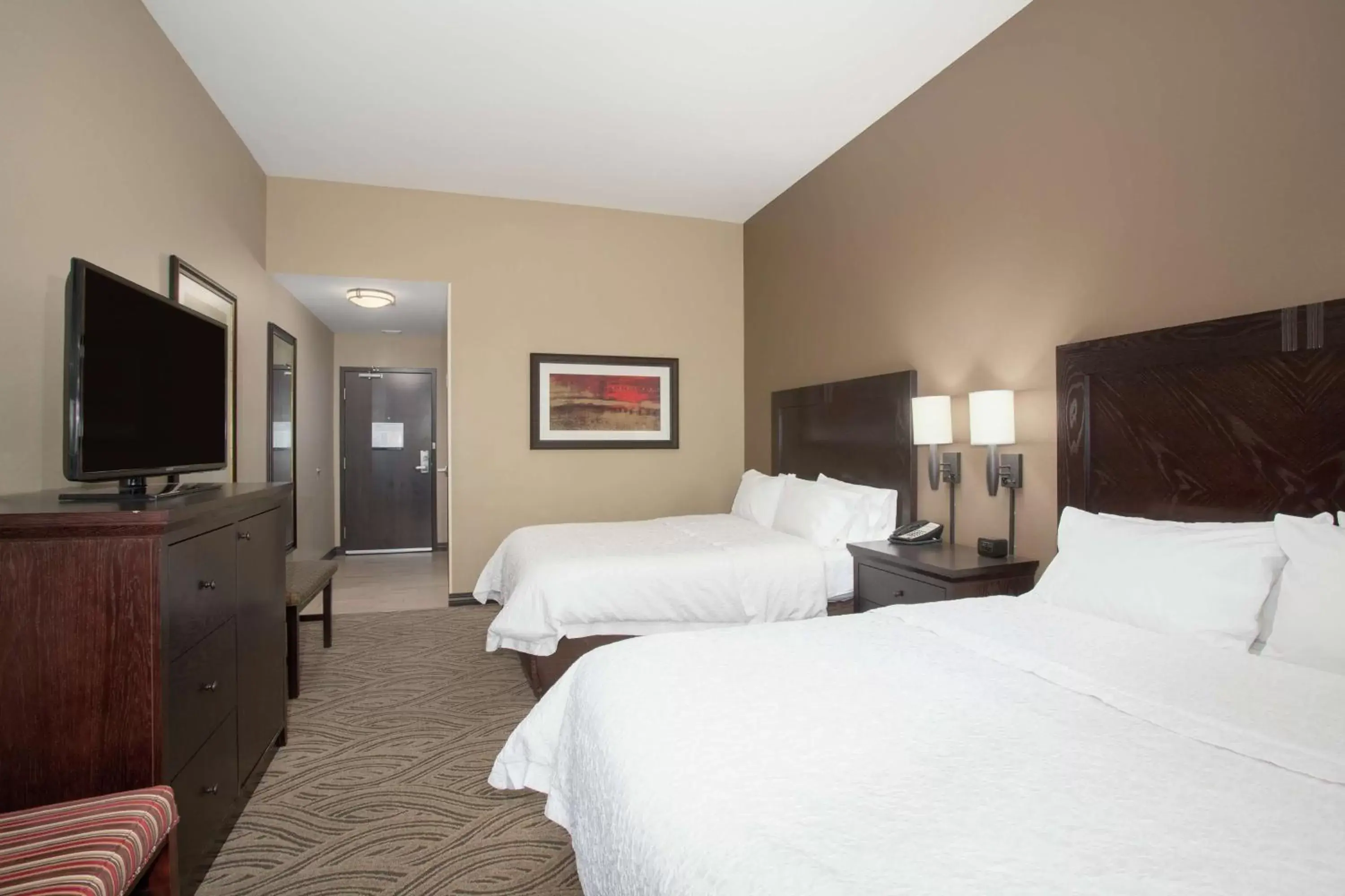 Bedroom, Bed in Hampton Inn & Suites I-35/Mulvane