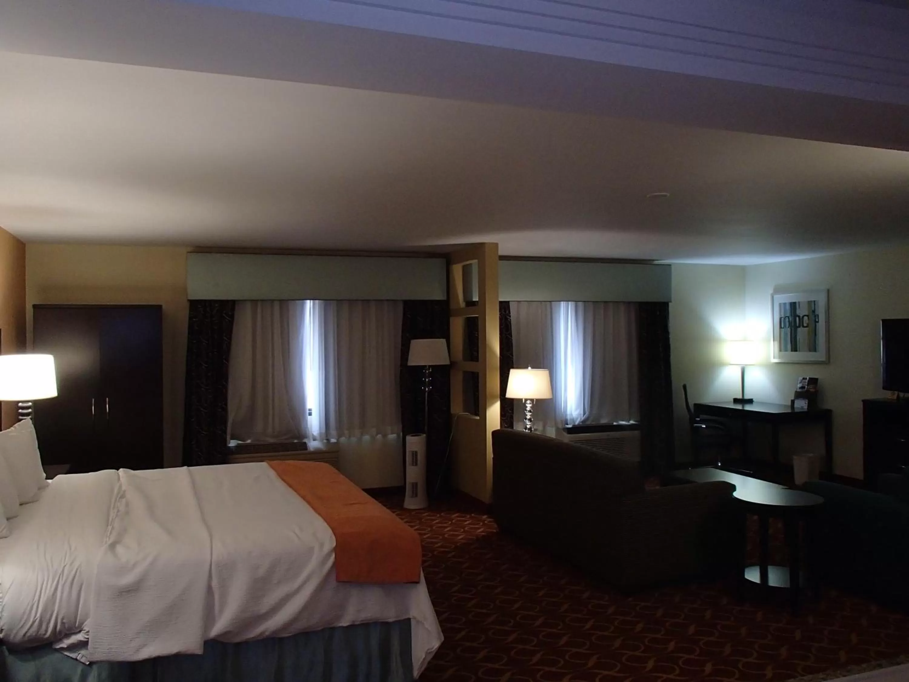 Bed in Lux Hotel & Spa, Trademark Collection by Wyndham