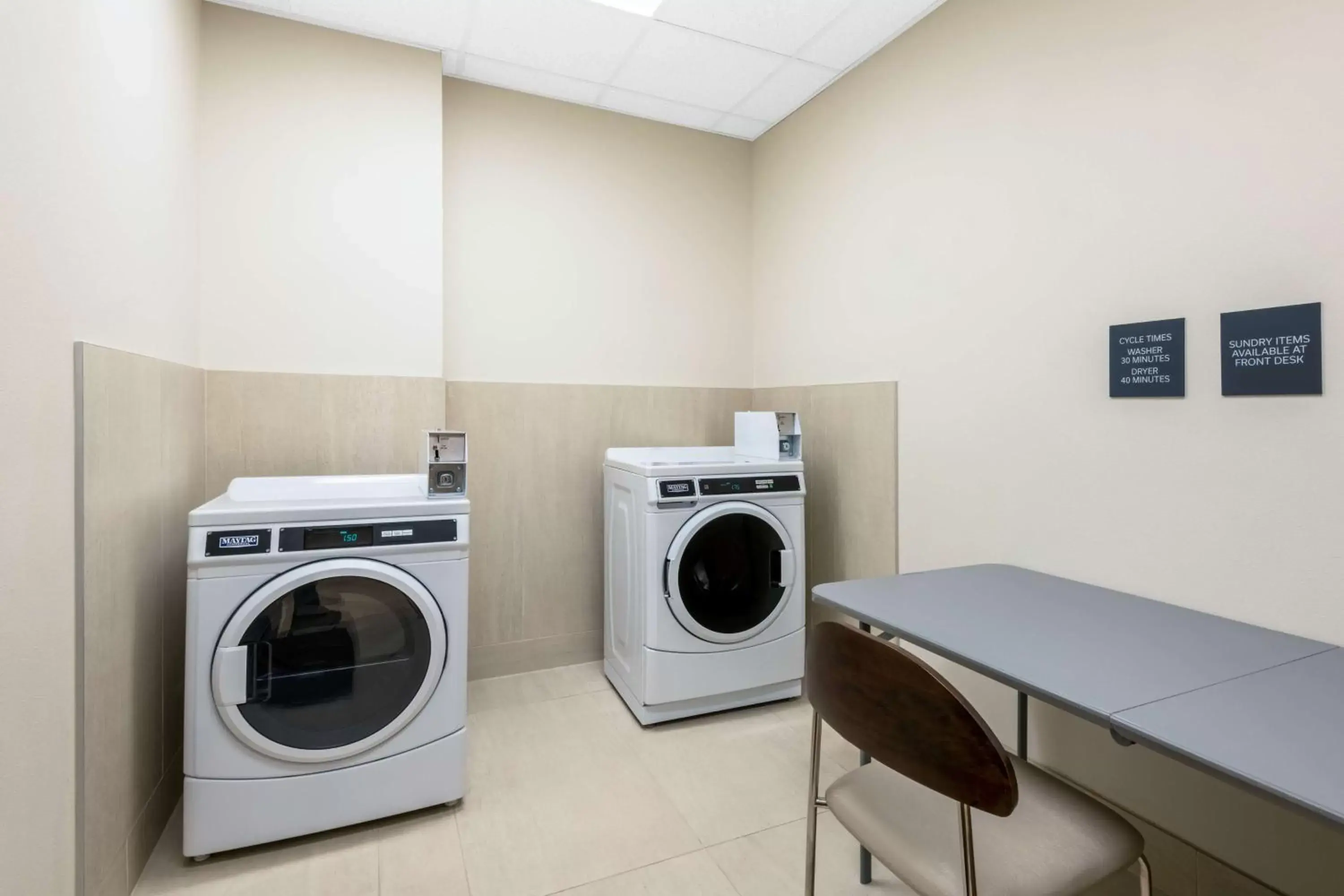 Property building in Hilton Garden Inn Longmont Property building in Hilton Garden Inn Longmont