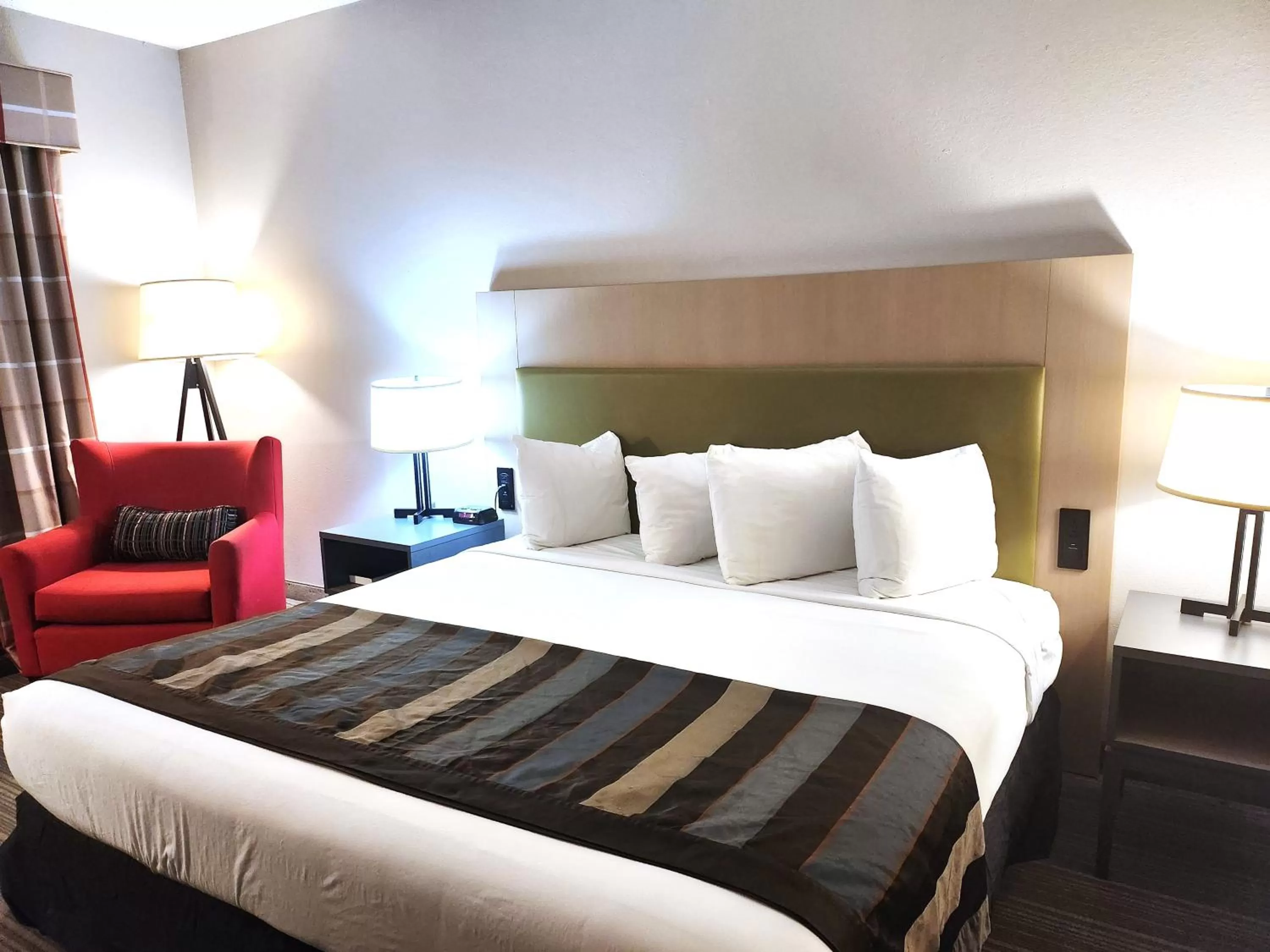 Bedroom, Bed in Wingate by Wyndham Matthews - Charlotte