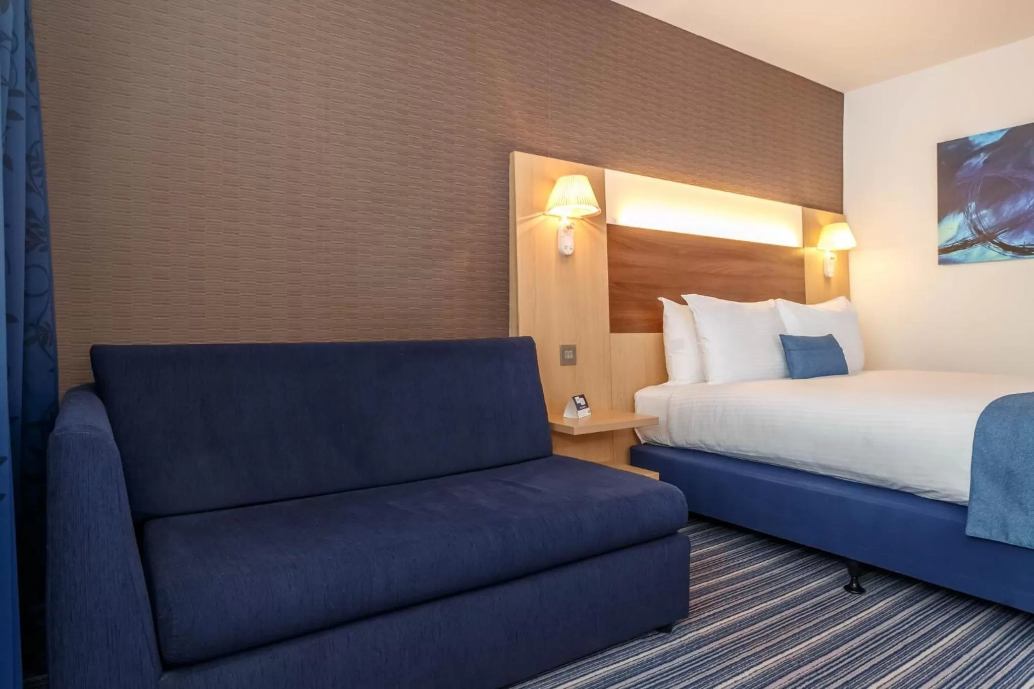 Photo of the whole room, Bed in Holiday Inn Express Leigh - Sports Village by IHG