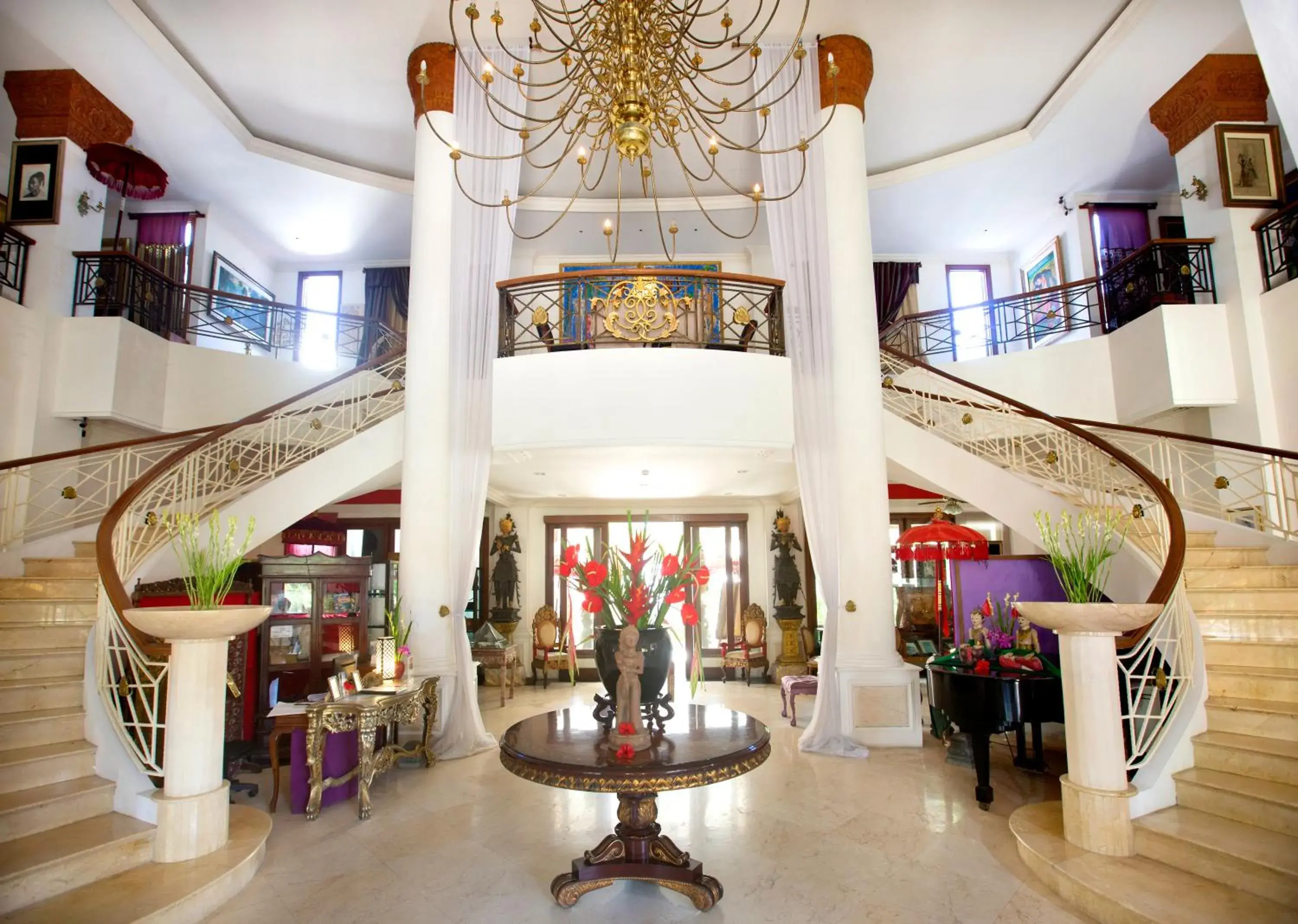 Facade/entrance, Lobby/Reception in The Mansion Resort Hotel & Spa