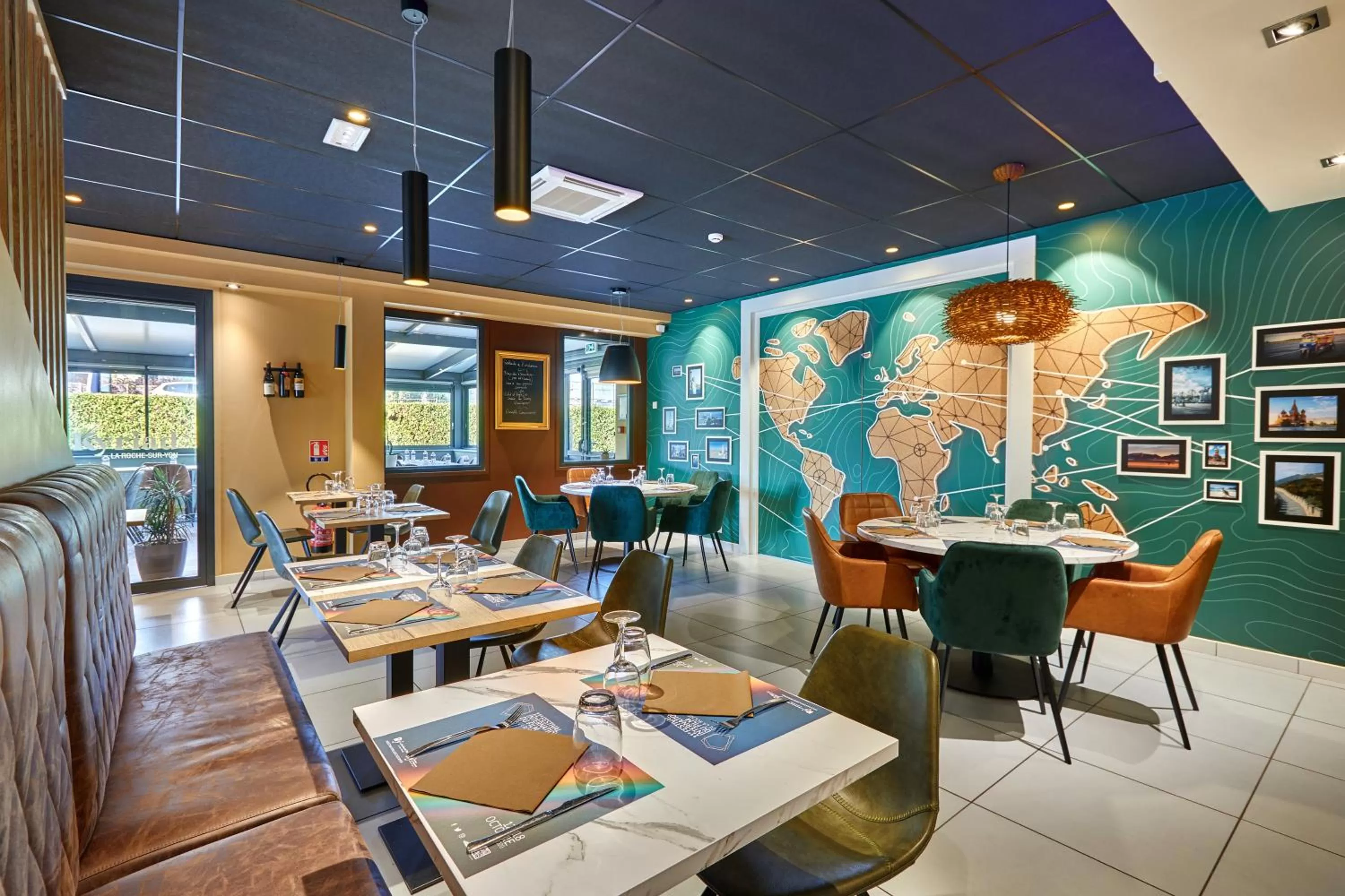 Restaurant/places to eat in Kyriad La Roche Sur Yon