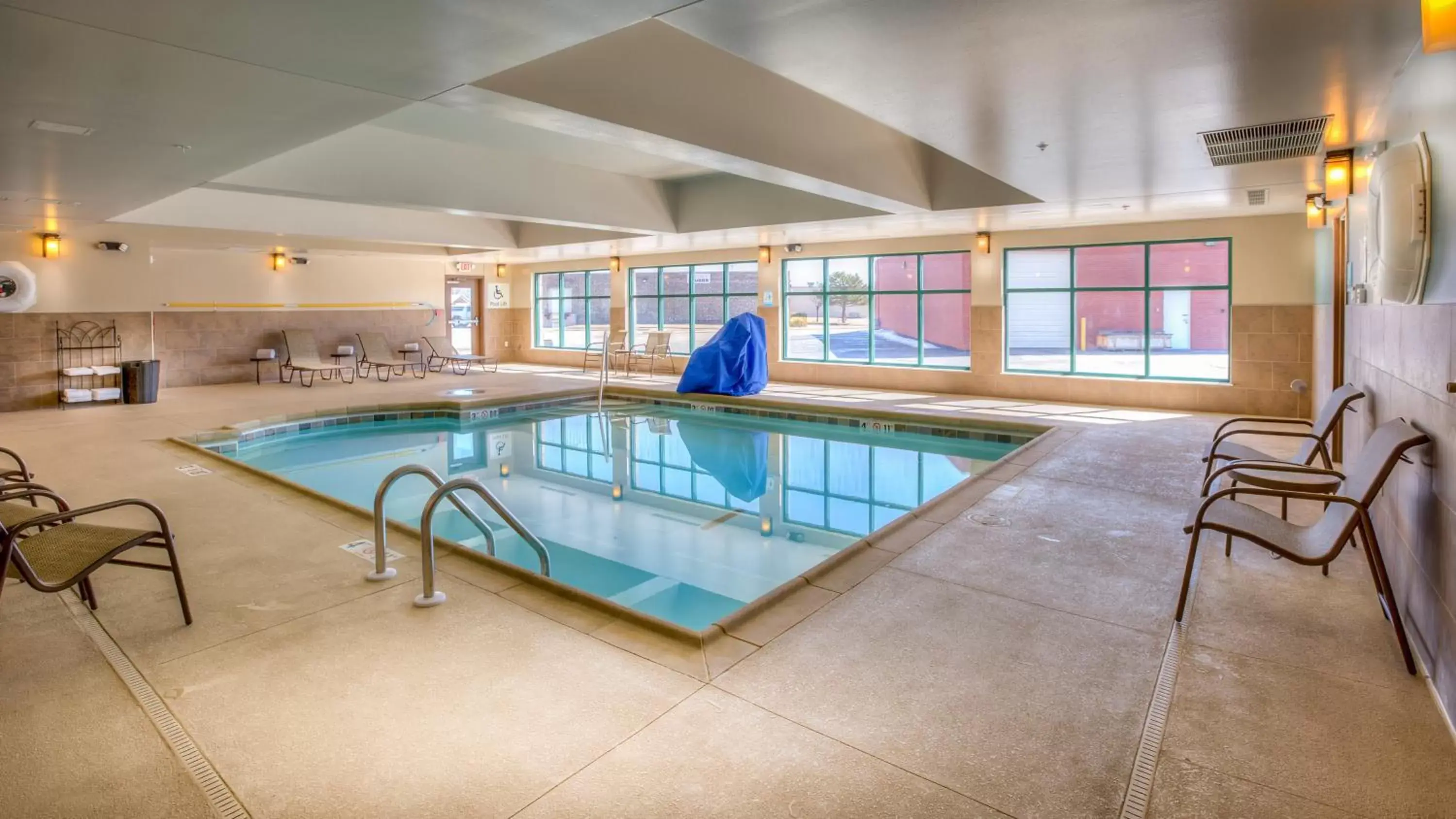 Swimming Pool in Holiday Inn Express Wichita South, an IHG Hotel