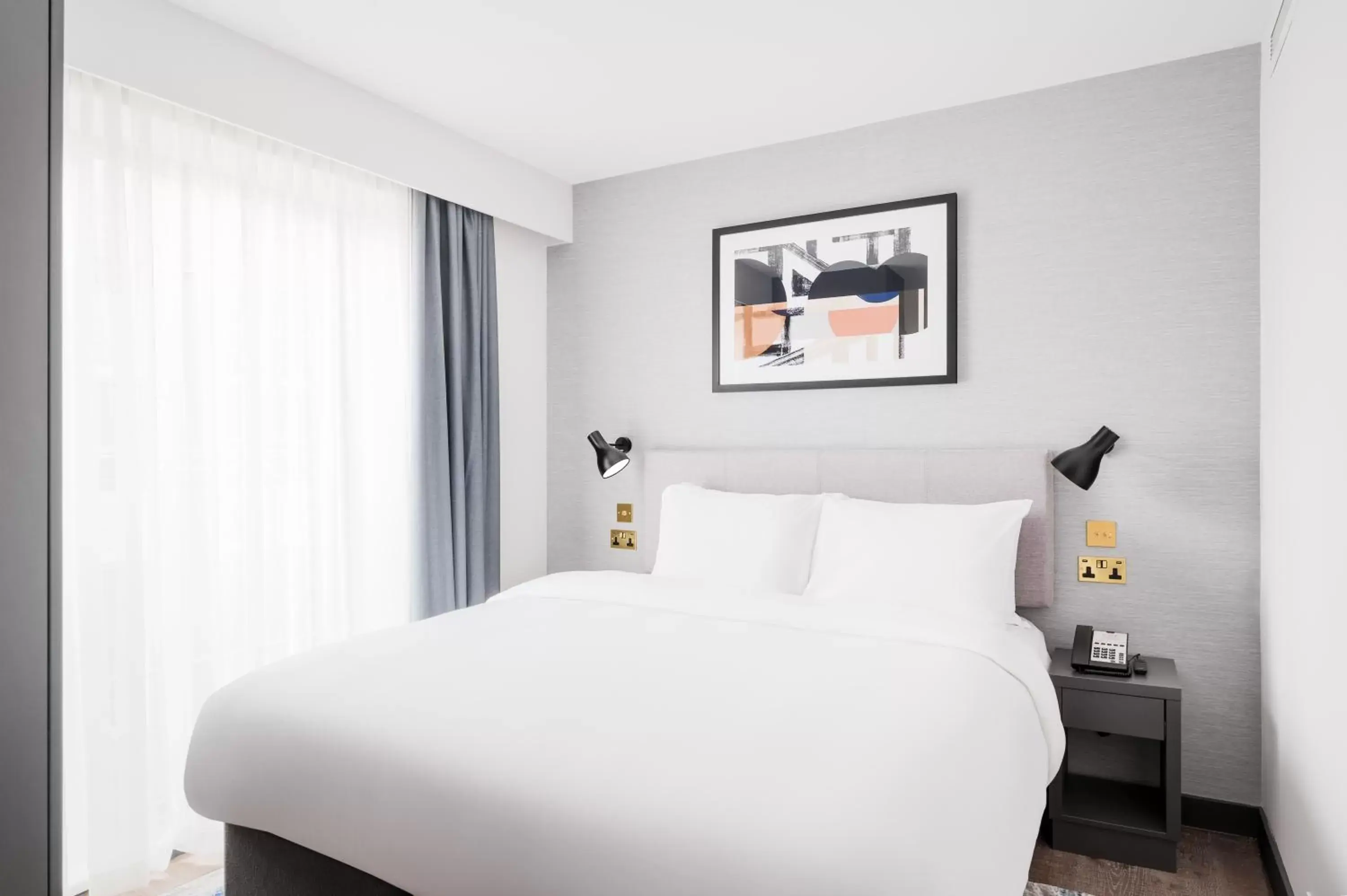 Bedroom, Bed in Staybridge Suites Brighton, an IHG Hotel