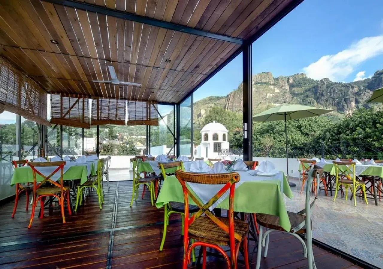 Restaurant/Places to Eat in Hotel Las Puertas de Tepoztlan