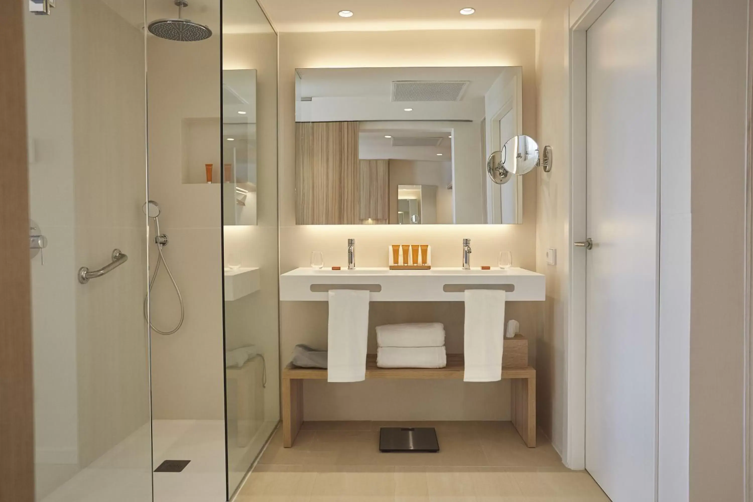 Shower, Bathroom in Bordoy Alcudia Port Suites