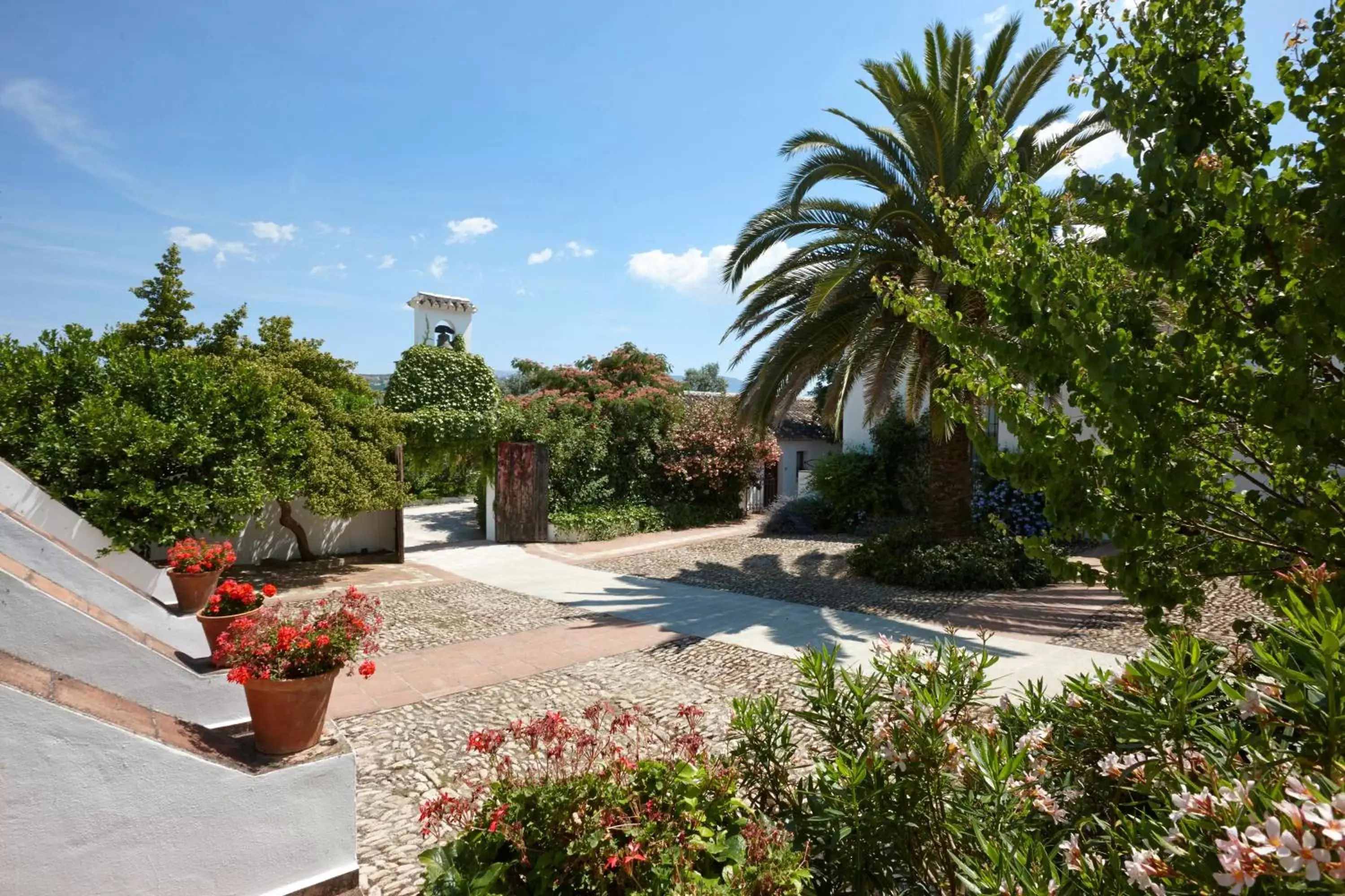 Garden, Swimming Pool in Hotel Boutique Molino del Arco