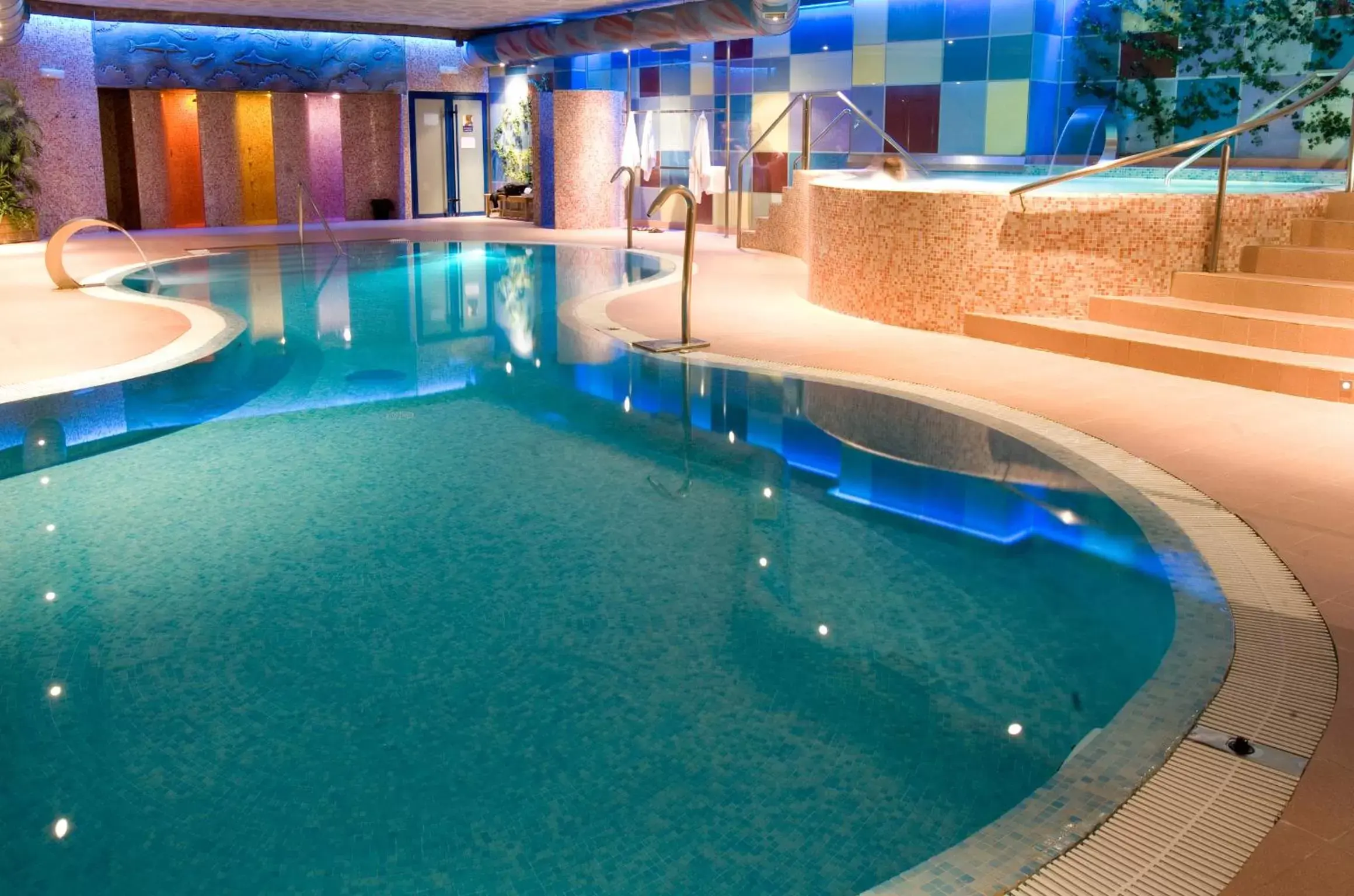 Spa and wellness centre/facilities, Swimming Pool in Spa Hotel Ciudad de Teruel