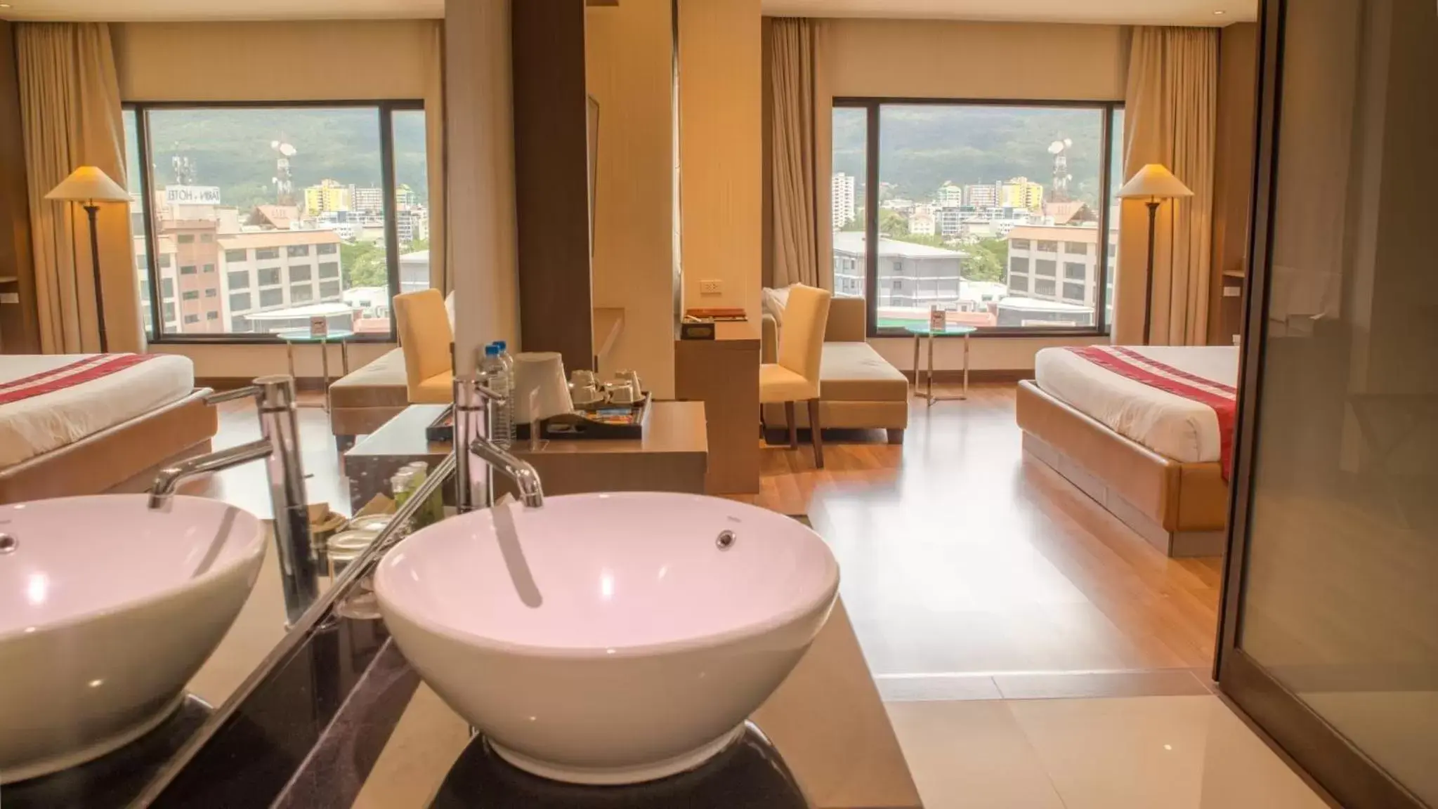 Bed, Bathroom in Chiangmai Grandview Hotel & Convention Center - SHA Extra Plus