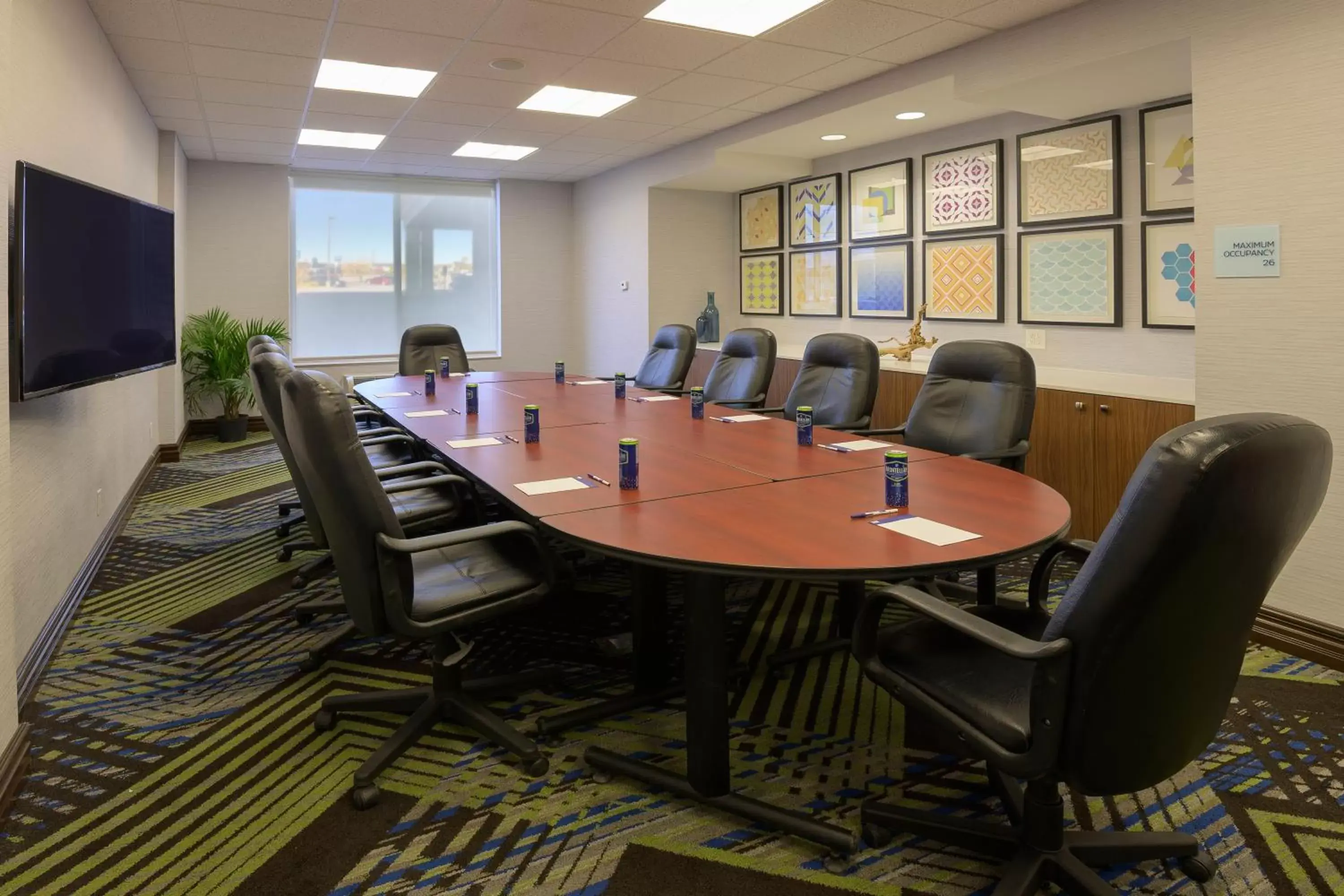 Meeting/conference room in Holiday Inn Express Hotel & Suites North Bay, an IHG Hotel