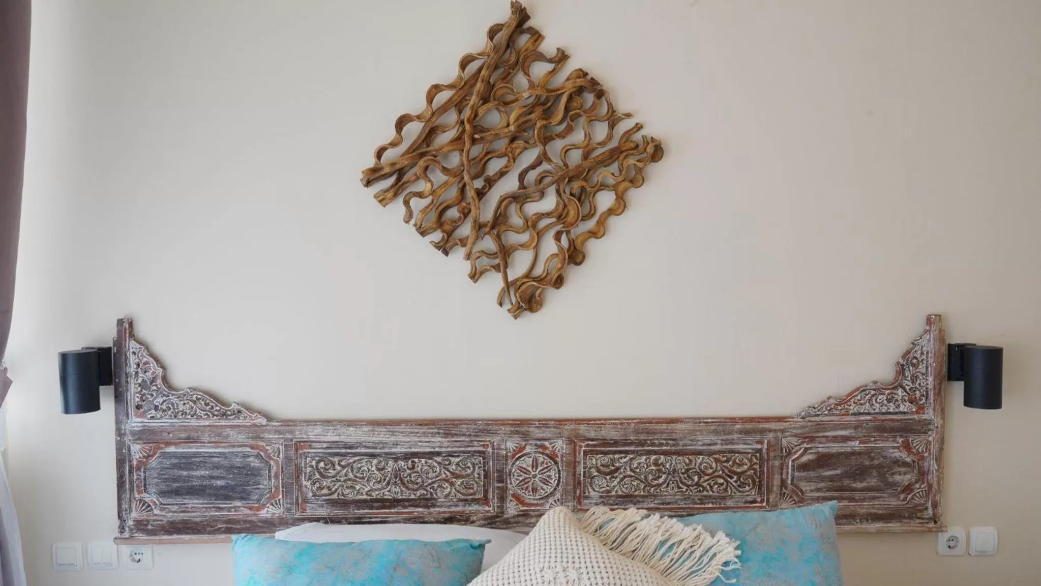 Bed in The White Bay