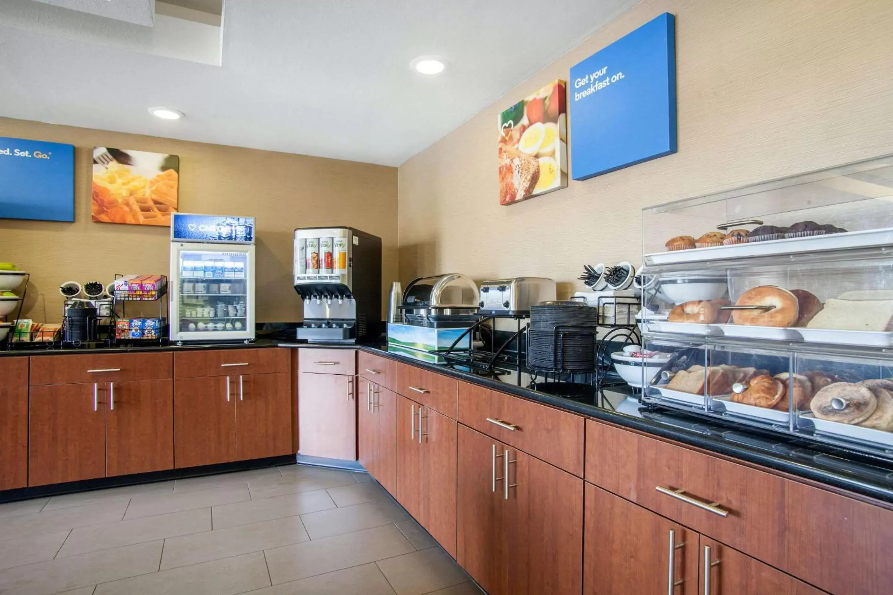 Restaurant/places to eat in Comfort Inn & Suites Norman near University