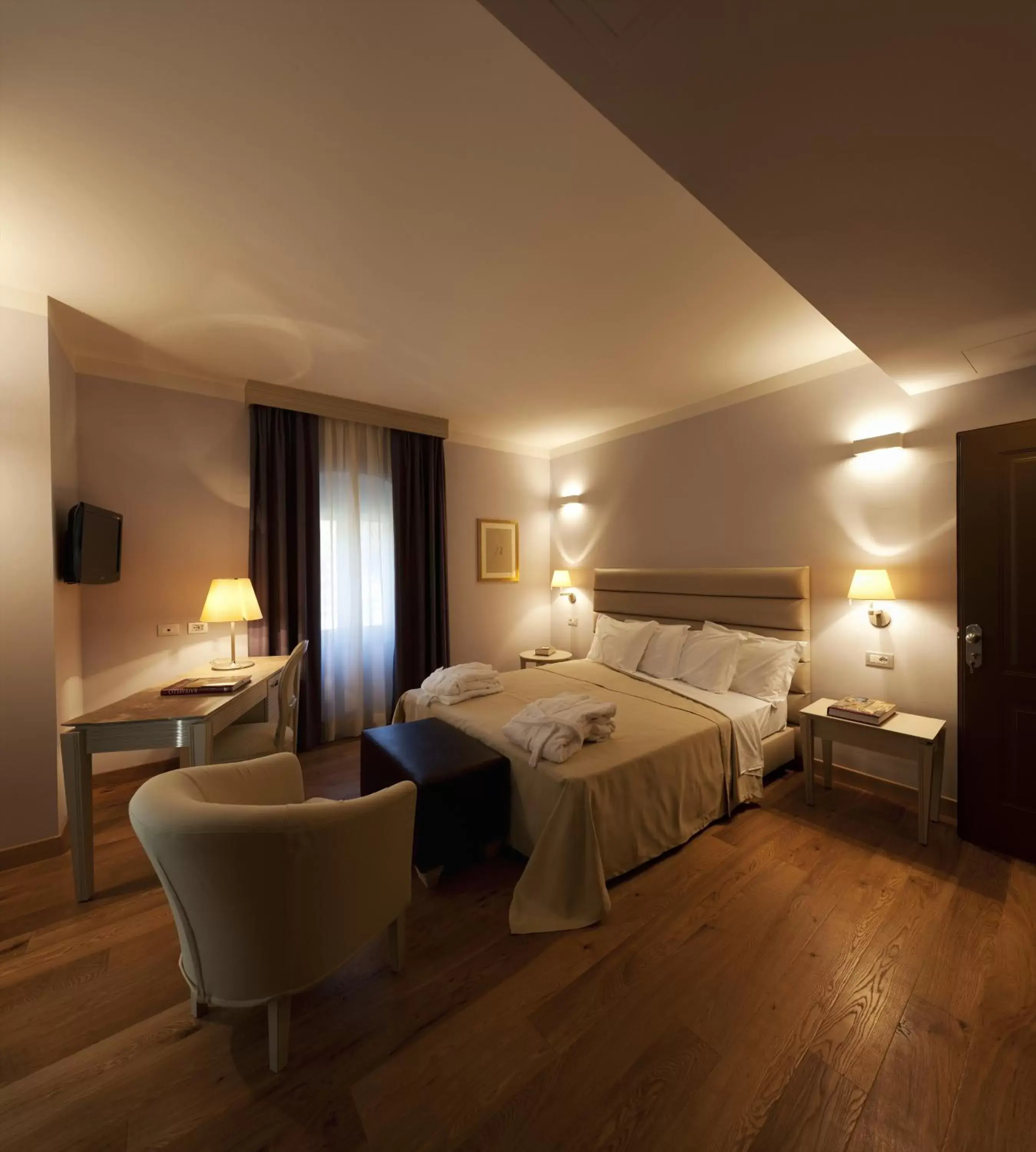Photo of the whole room, Bed in Villa Giorgia Albergo in Collina
