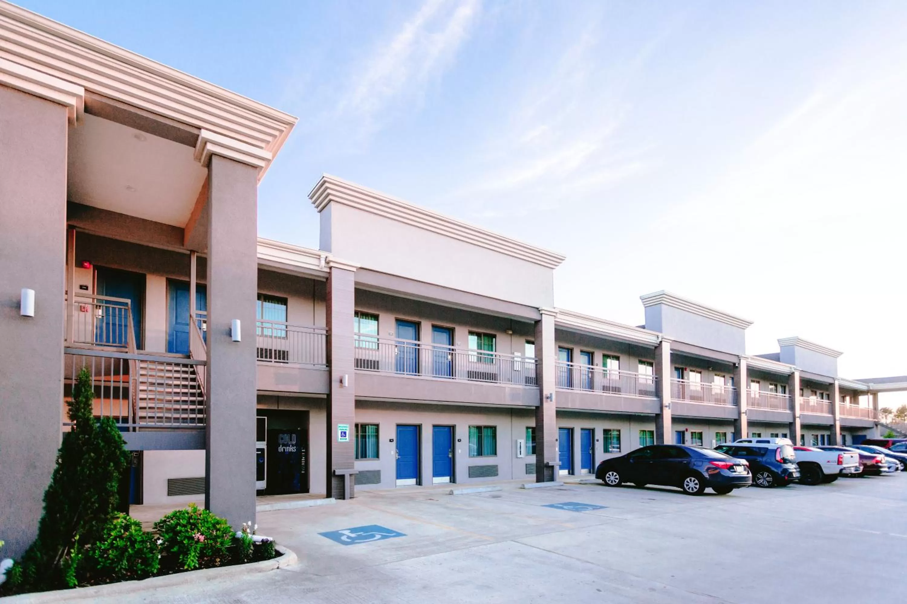 Property building in Express Inn - Spring