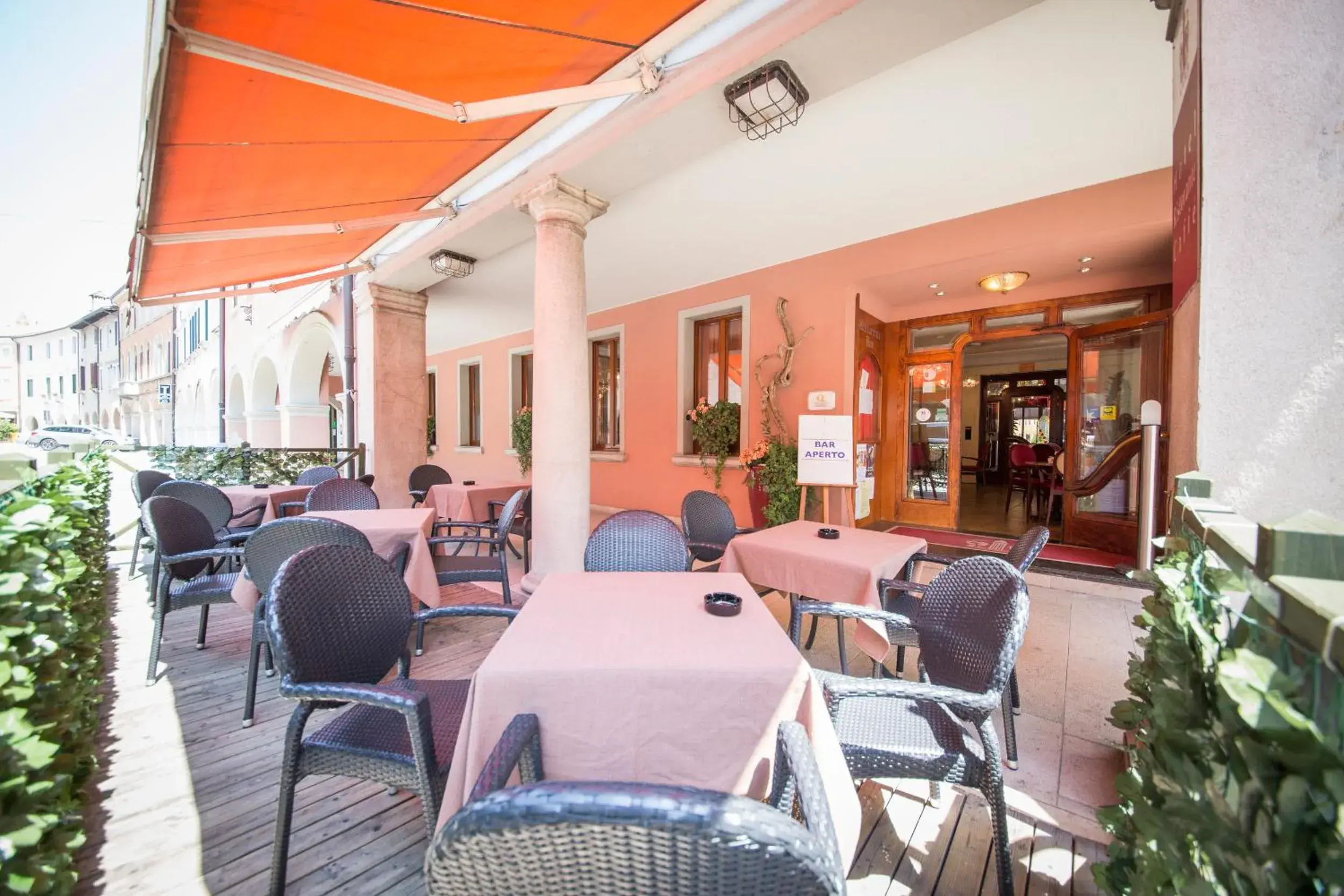 Patio, Restaurant/Places to Eat in Hotel Spessotto