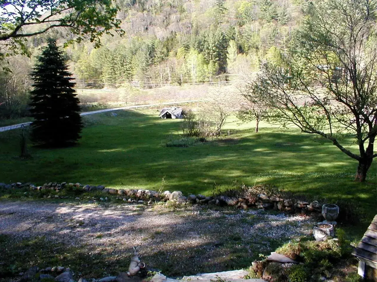 Area and facilities, Garden in Mountain Valley Retreat