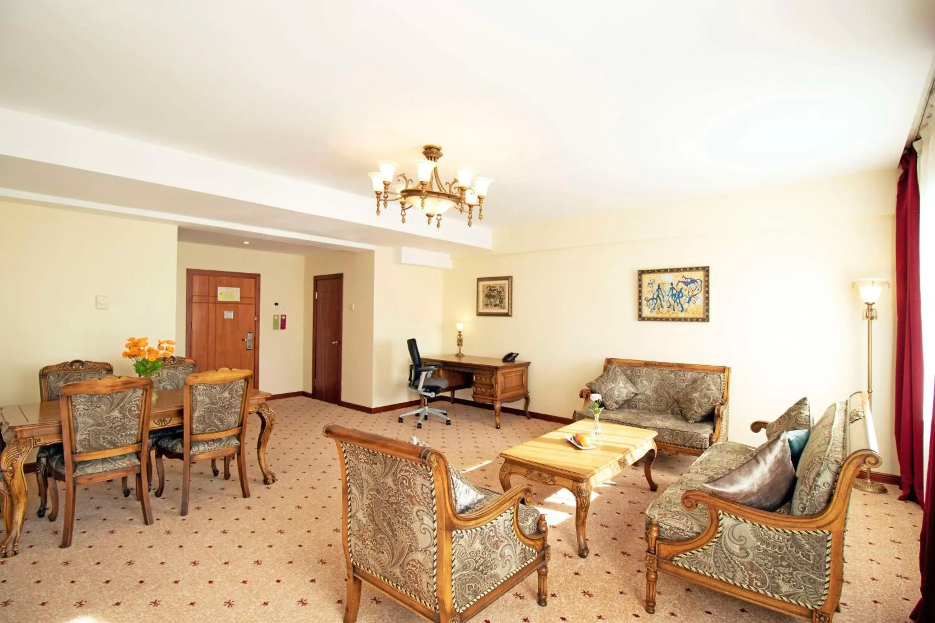 Bedroom, Seating Area in Kempinski Hotel Khan Palace