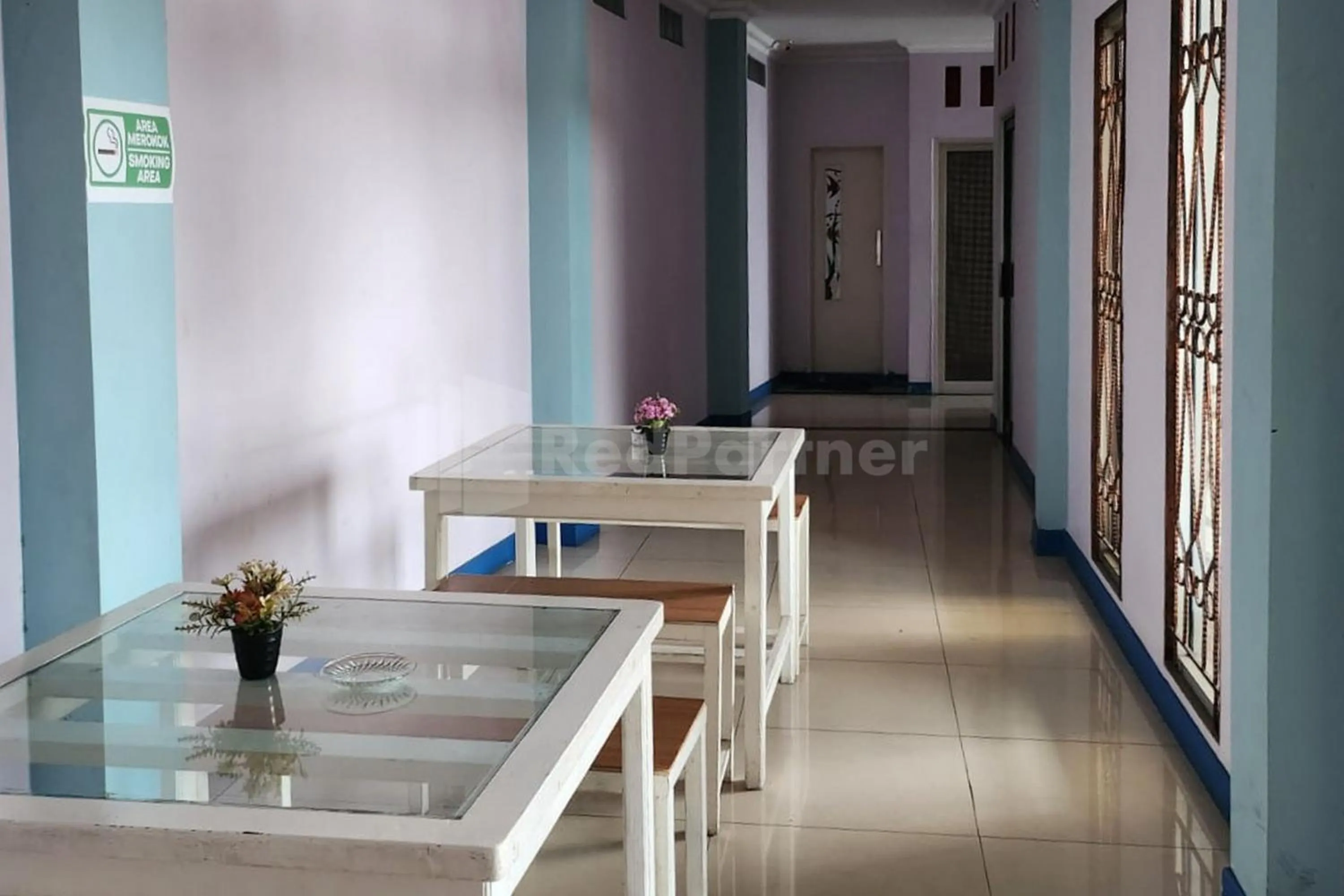 Property building, Dining Area in OYO 1319 Puspita Guesthouse