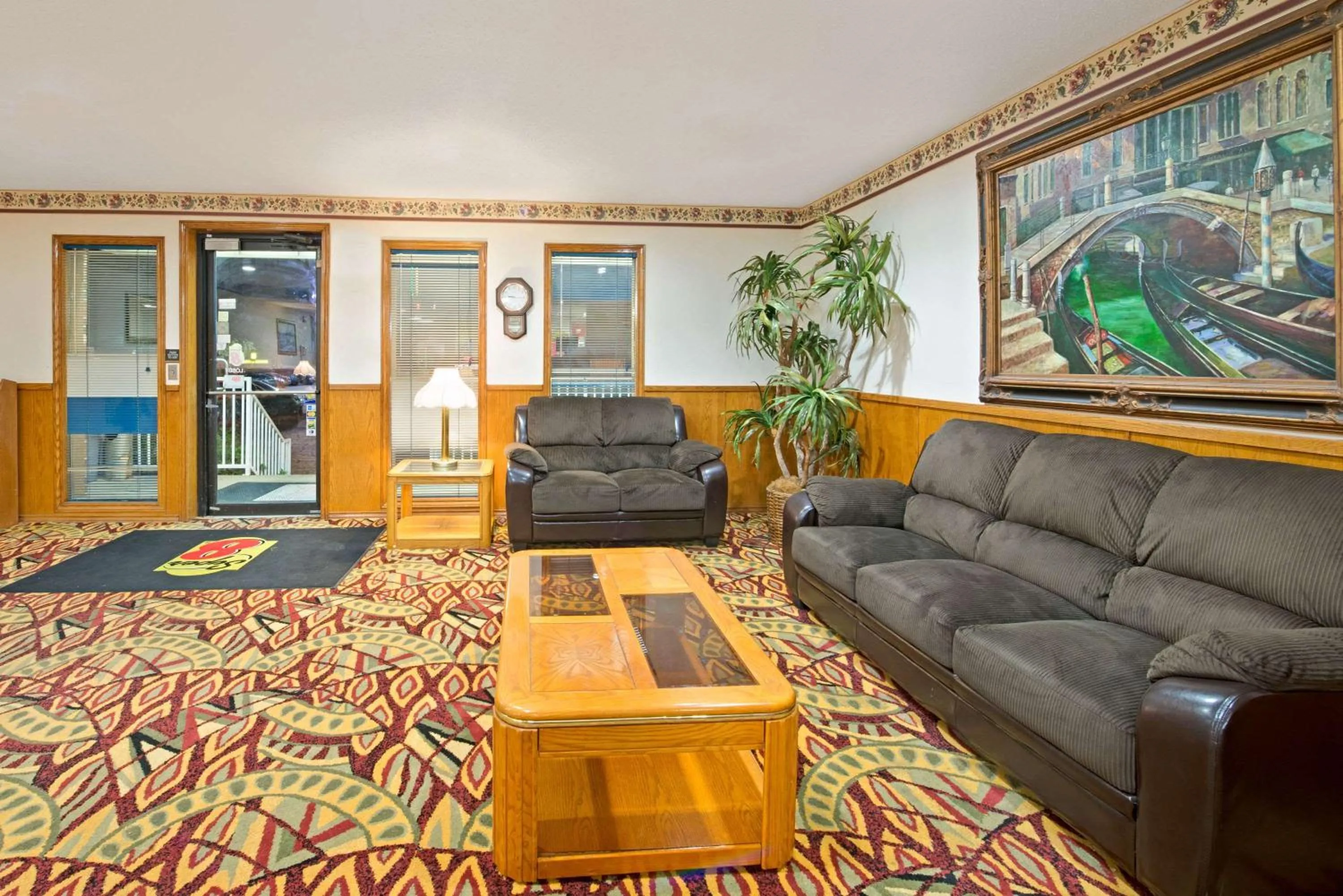 Lobby or reception in Super 8 by Wyndham Plano/Dallas Area