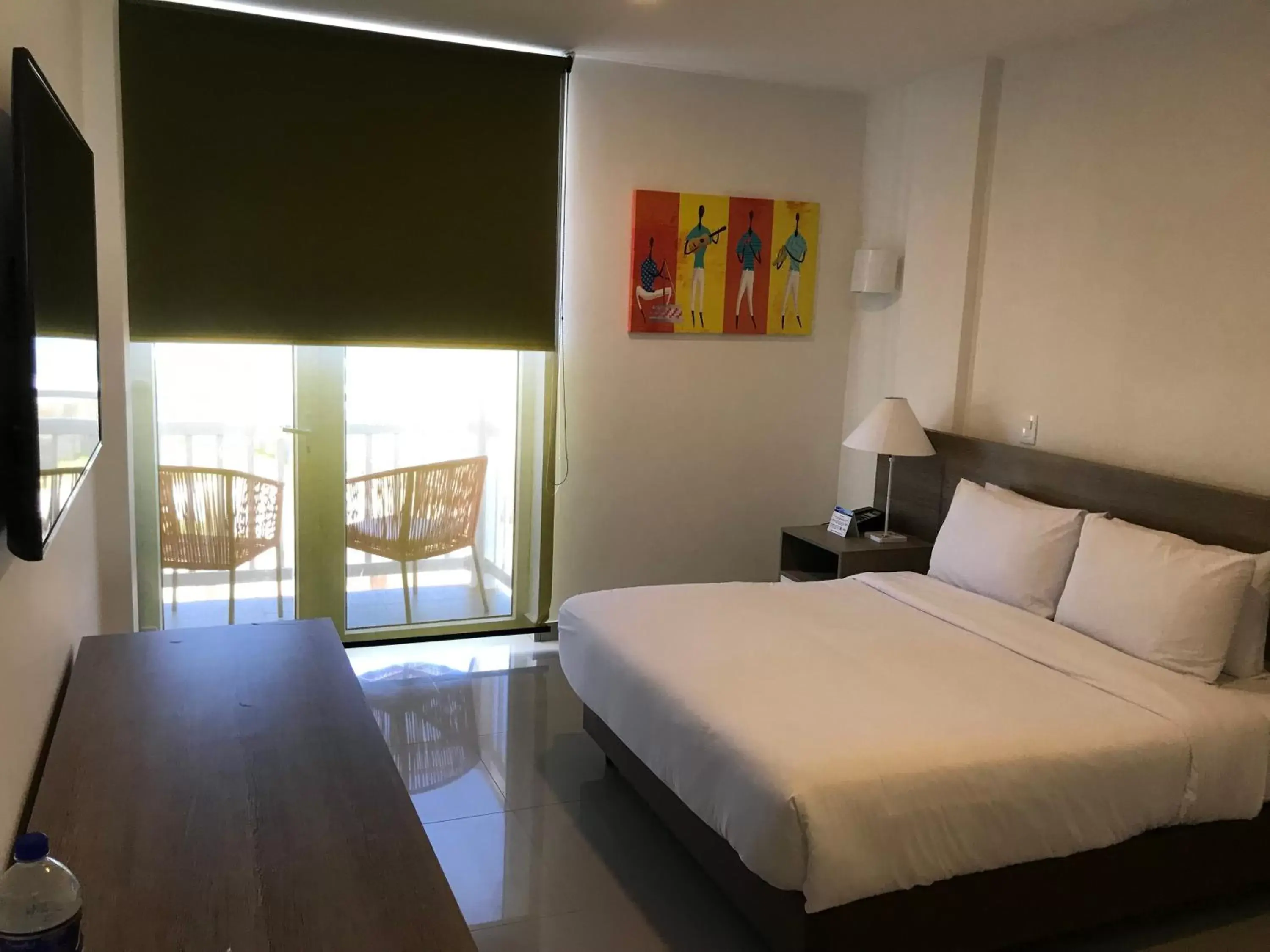 Balcony/Terrace, Bed in Hotel Decameron Maryland All Inclusive