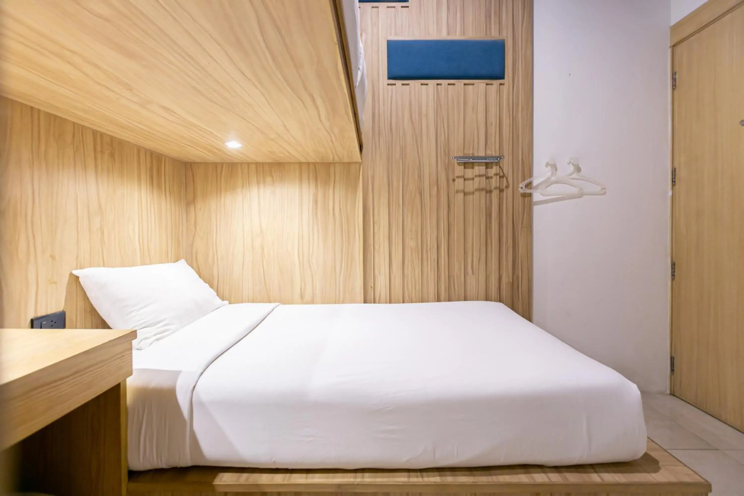 Bed in The Bedrooms Hostel Pattaya