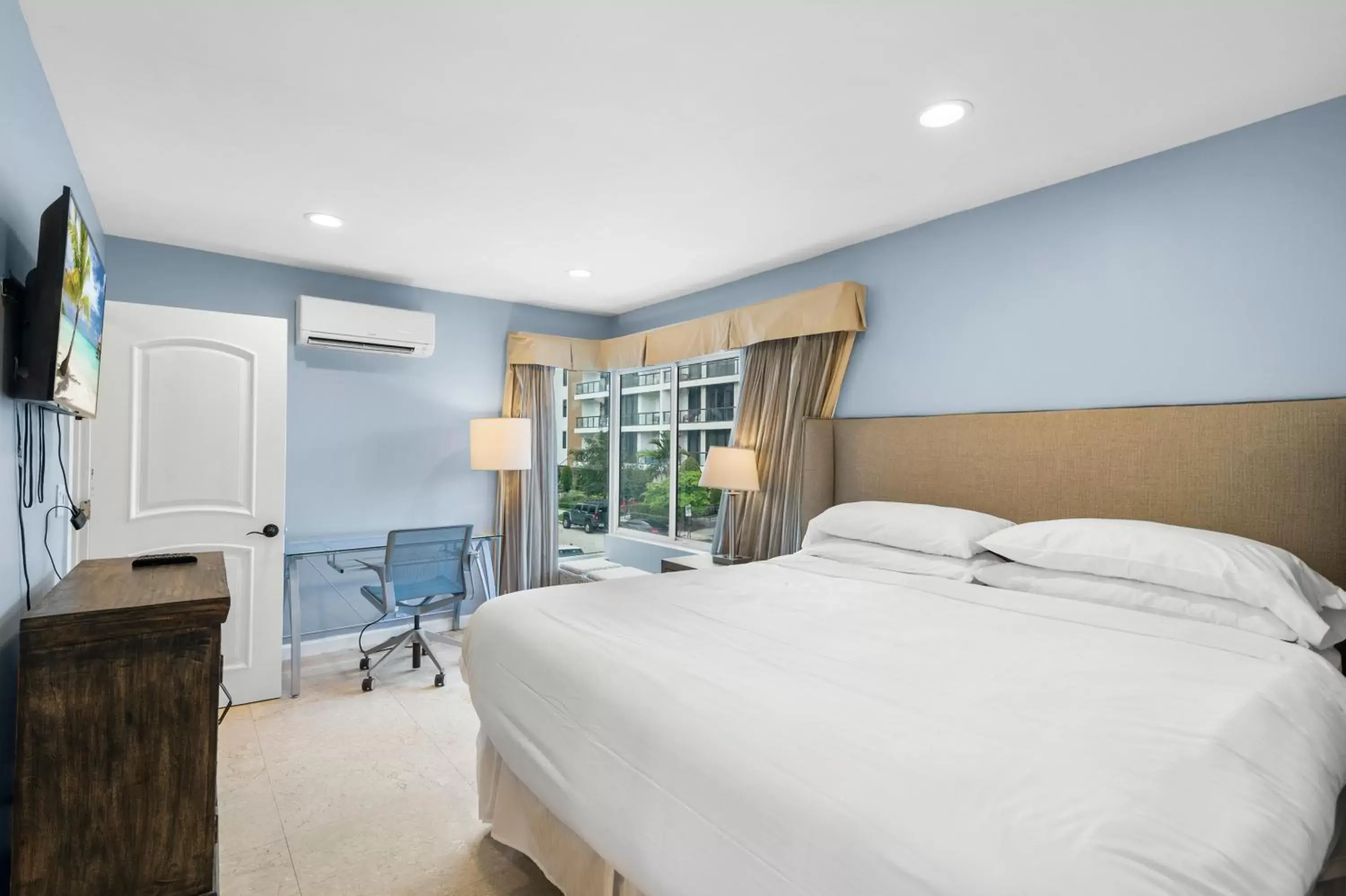 Bedroom in Isle of Venice Residence and Marina