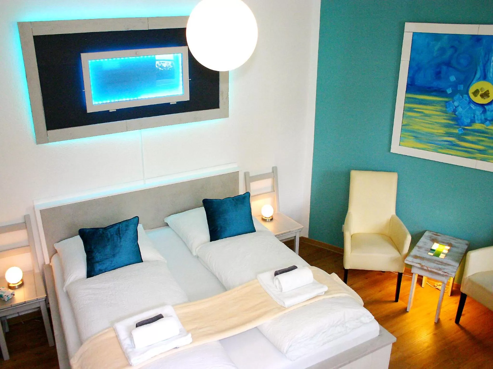 Photo of the whole room, Bed in Boutique Hotel Little Venezia