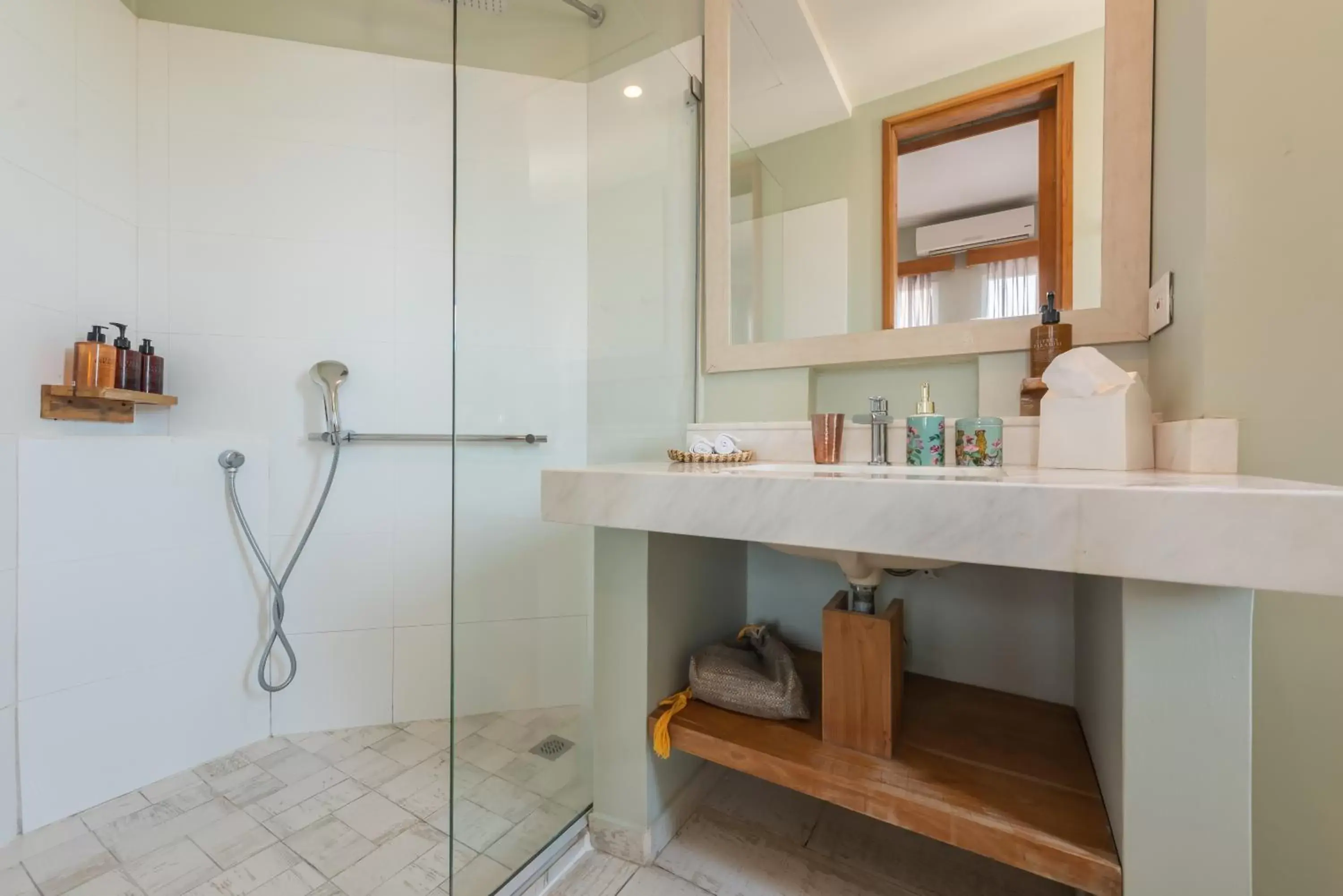 Bathroom in Townhouse Boutique Hotel