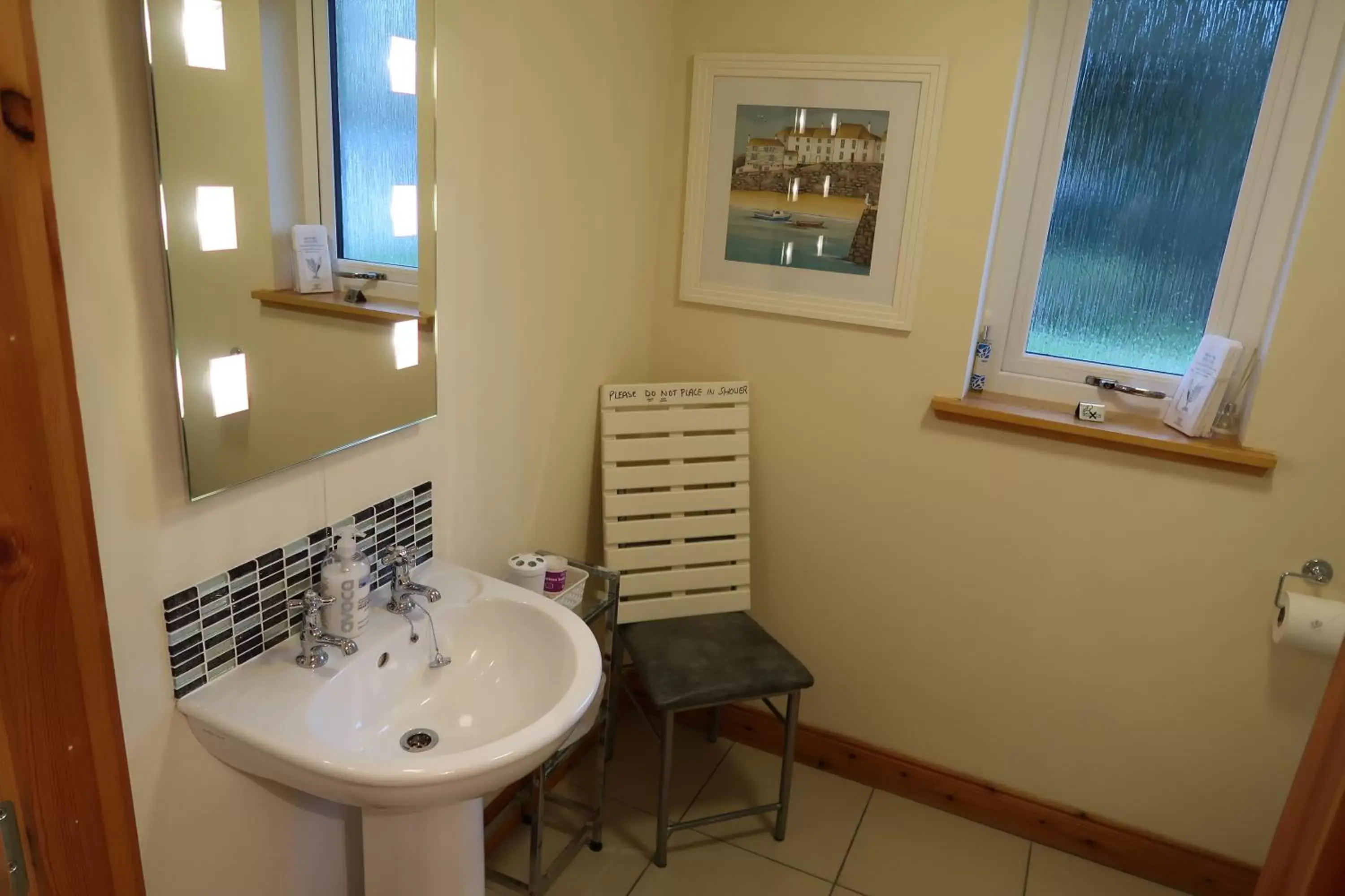 Shower, Bathroom in Corunna Bed & Breakfast and Garden Cottage