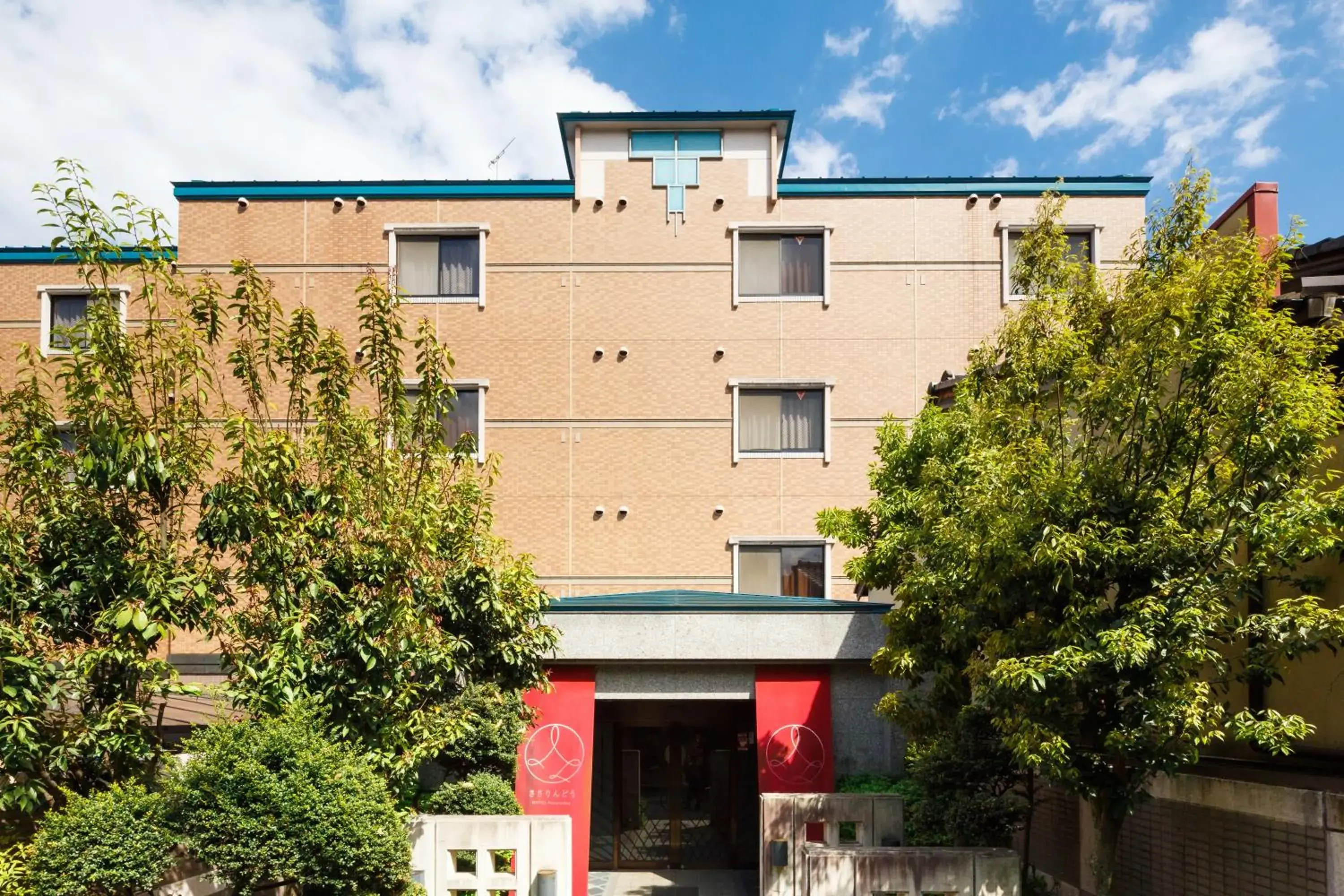 Facade/entrance, Property Building in Hotel Sasarindou