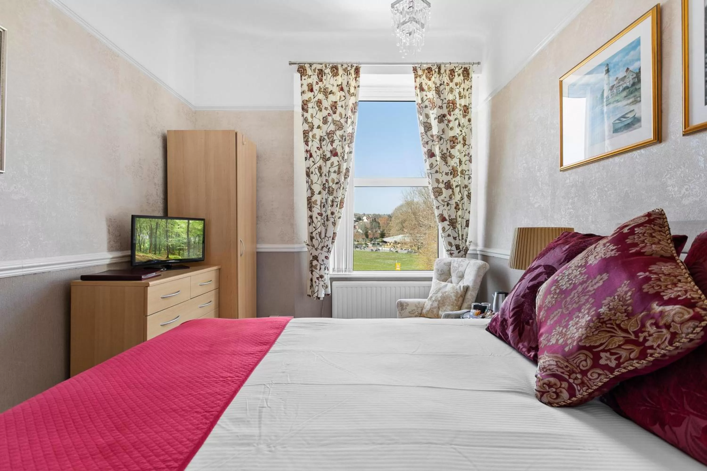 Bedroom, Bed in Melba House