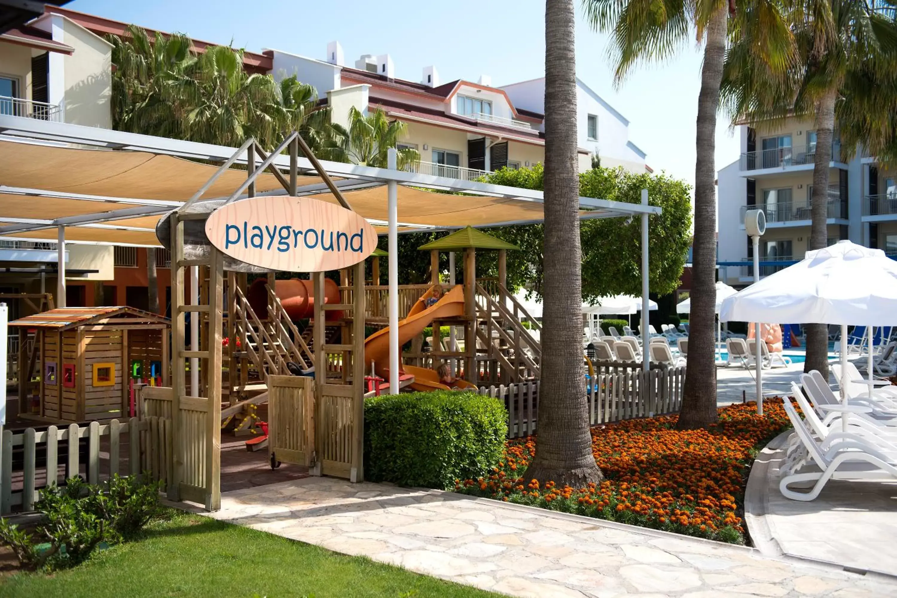 Children play ground in Barut B Suites