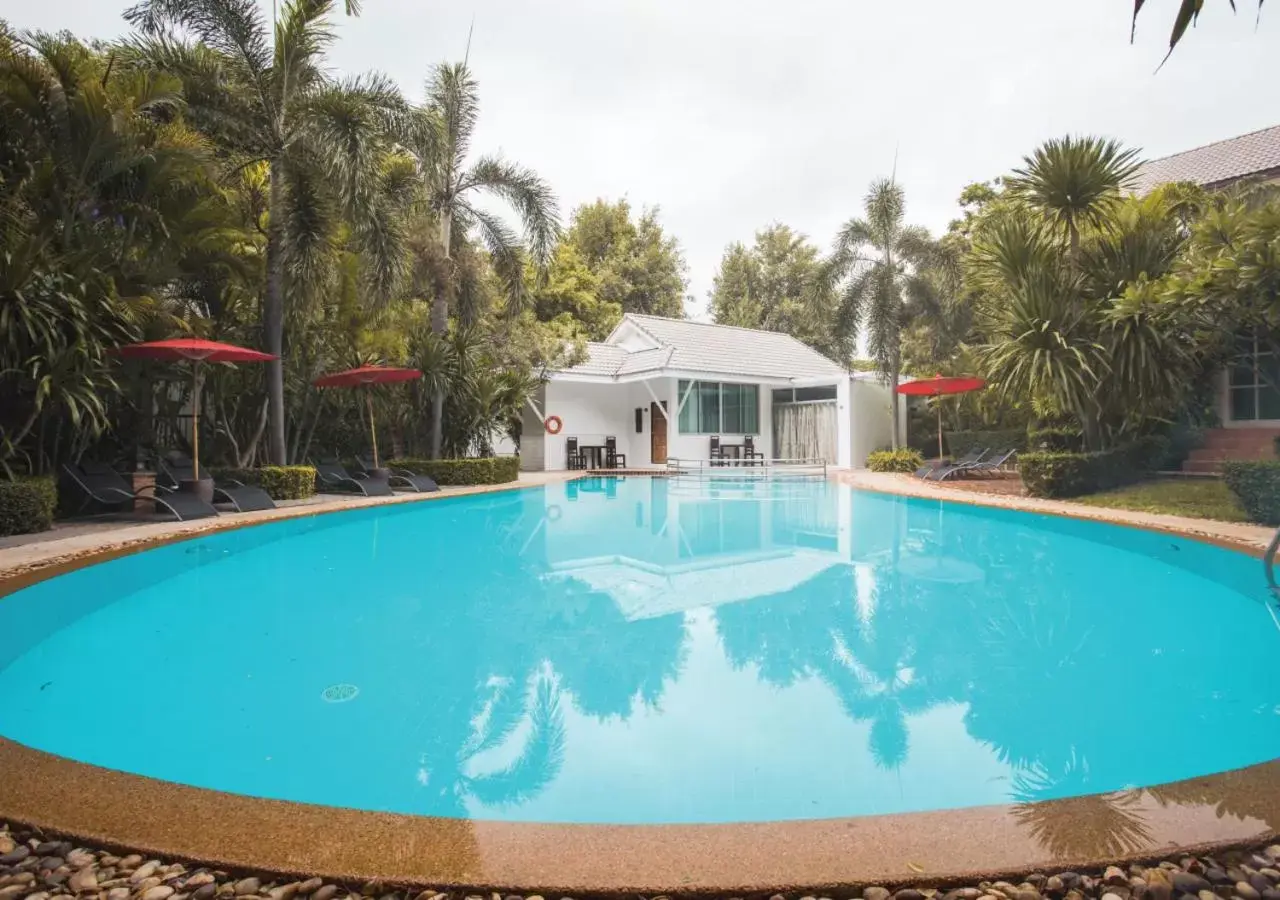 Swimming pool in Laksasubha Hua Hin Swimming pool in Laksasubha Hua Hin