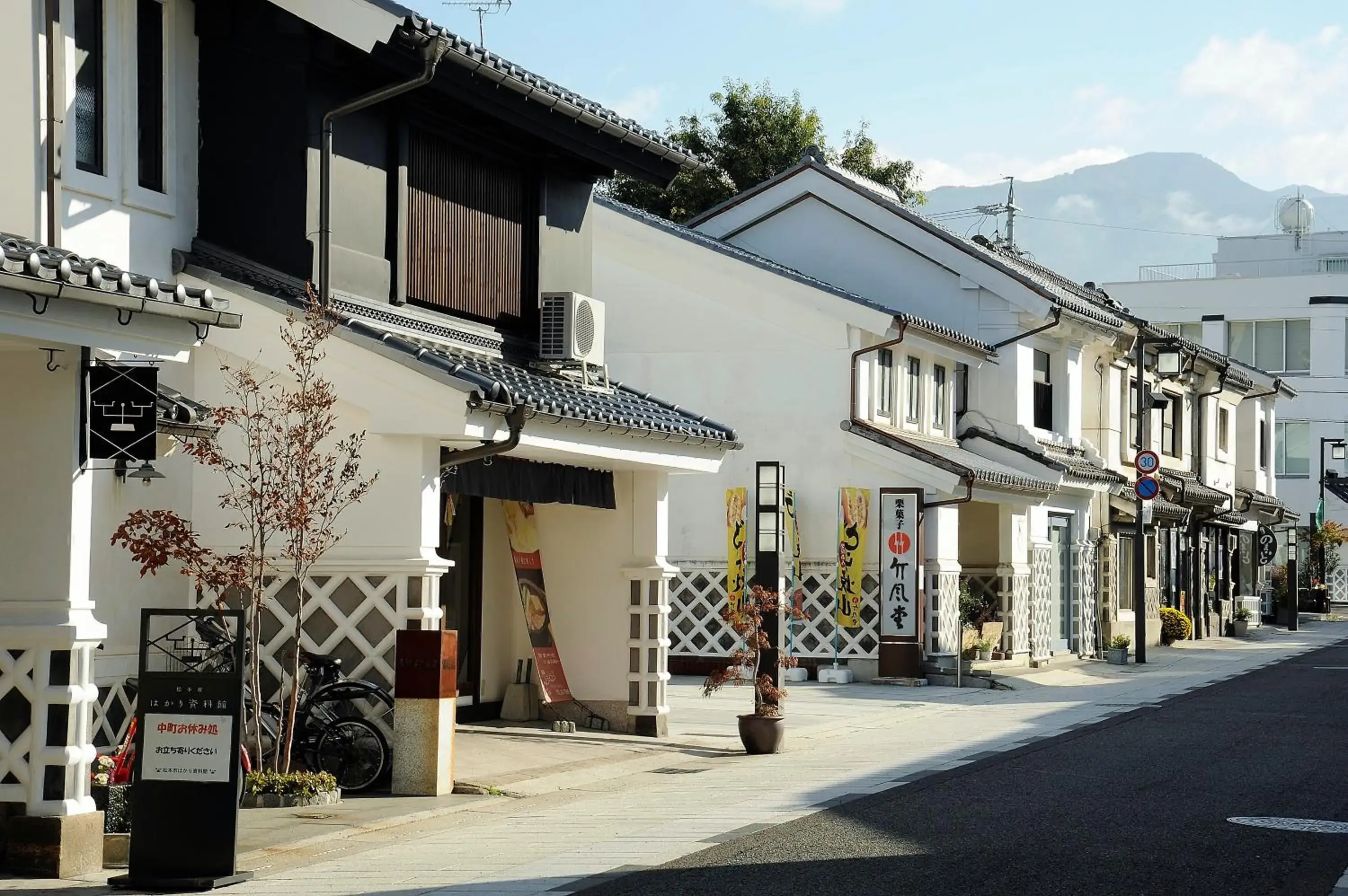 Nearby landmark, Property Building in Hotel Montagne Matsumoto