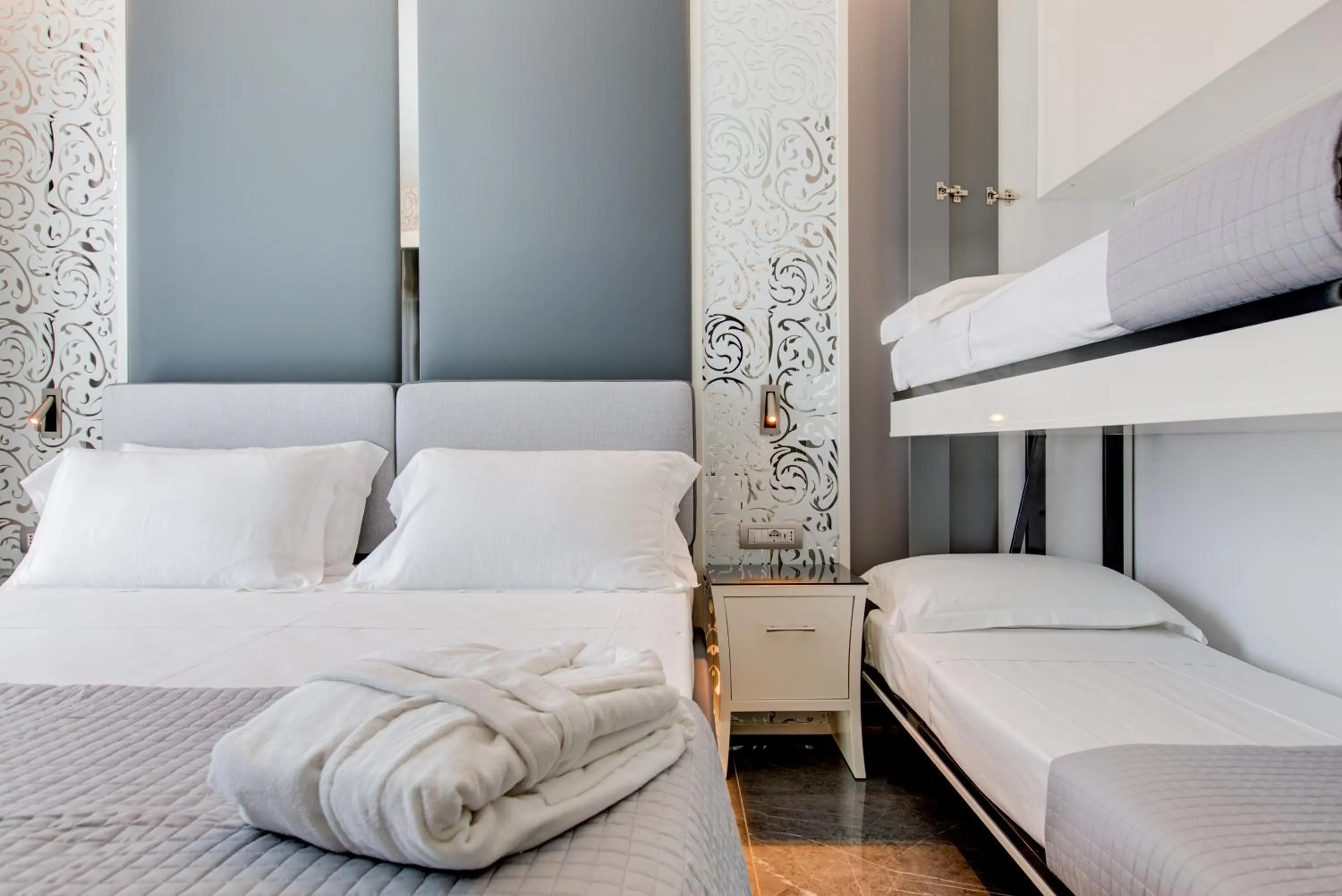 Bed in Hotel Due Mari & SPA