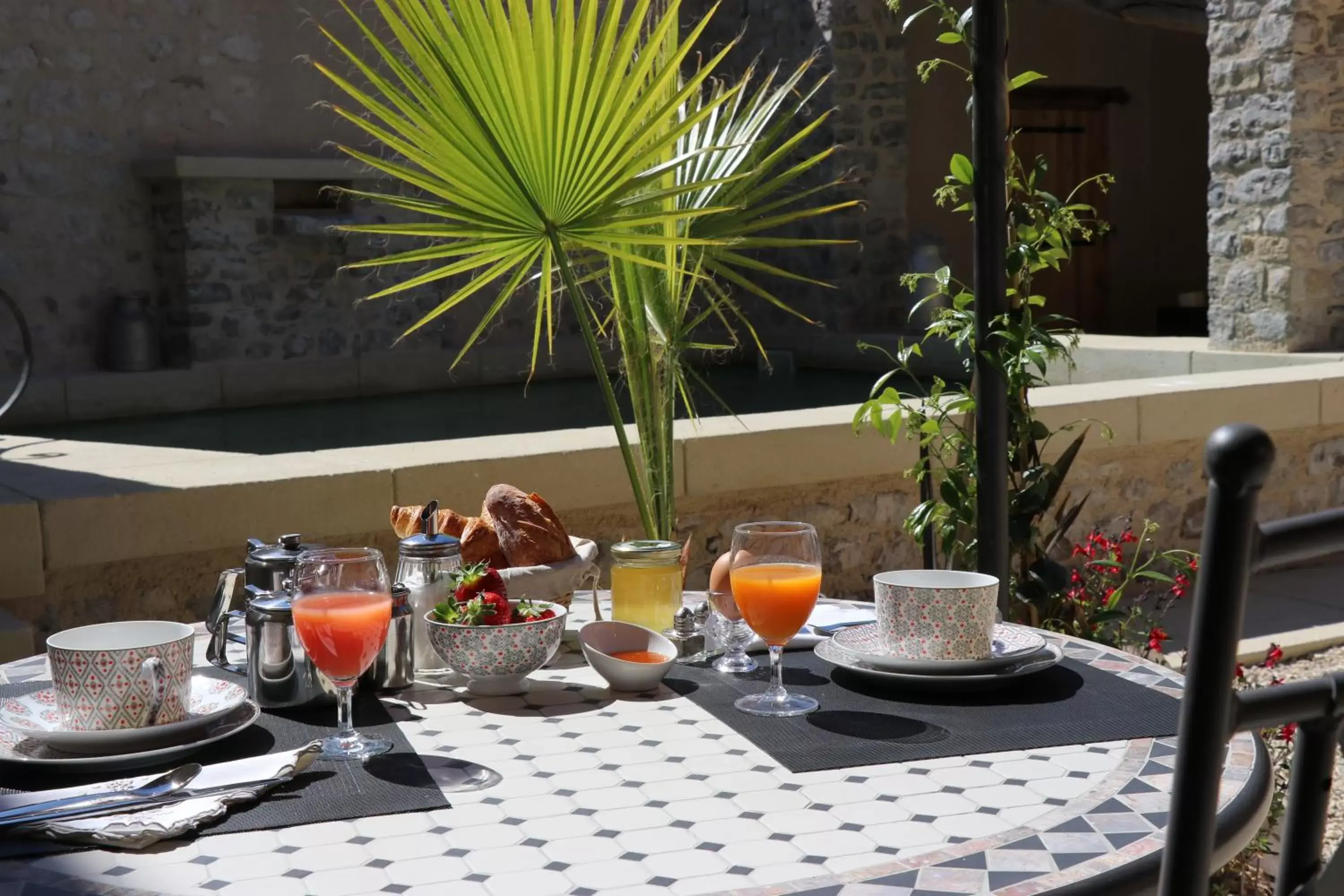 Buffet breakfast in Ancienne Cure