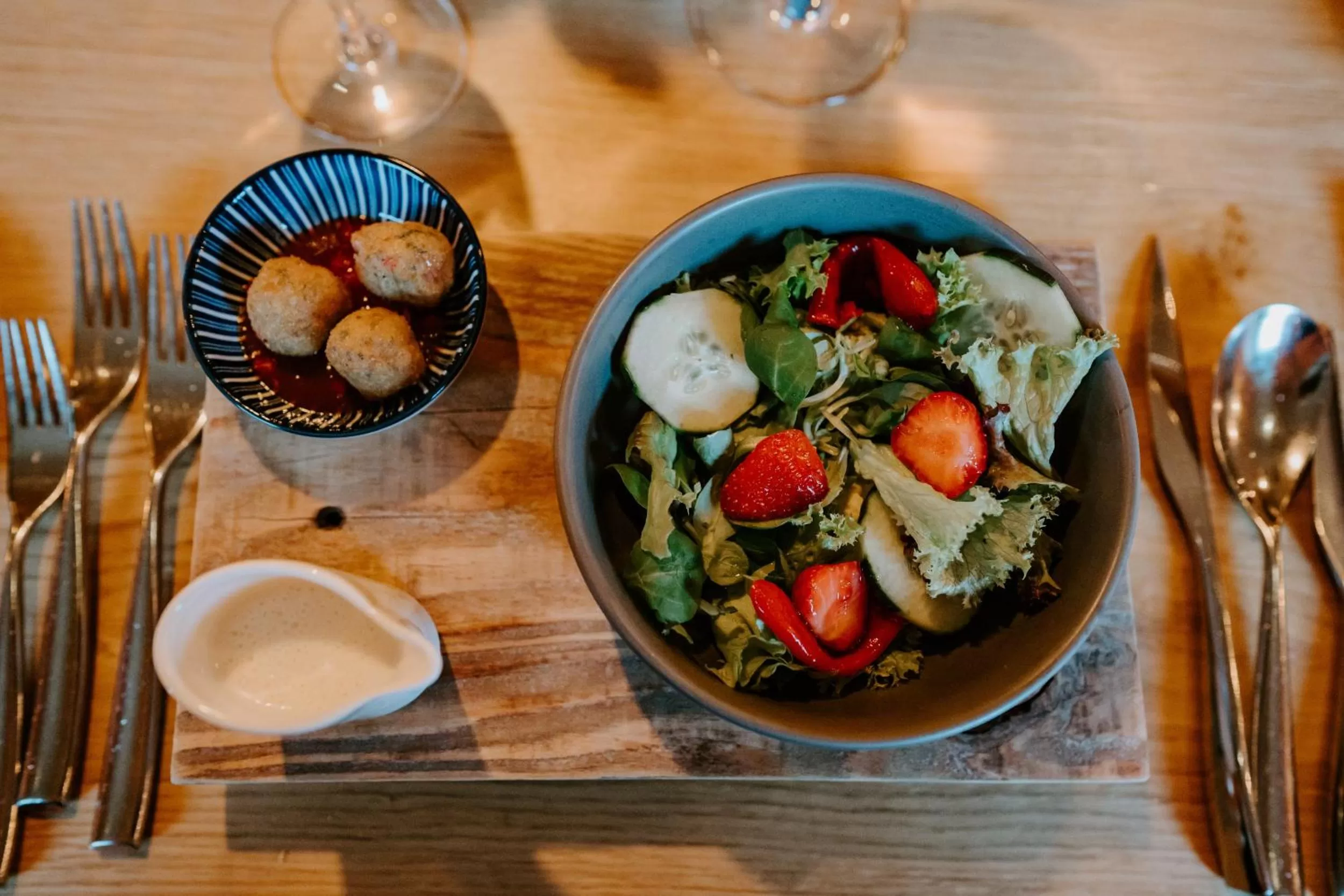 Restaurant/places to eat in Tenne Lodges