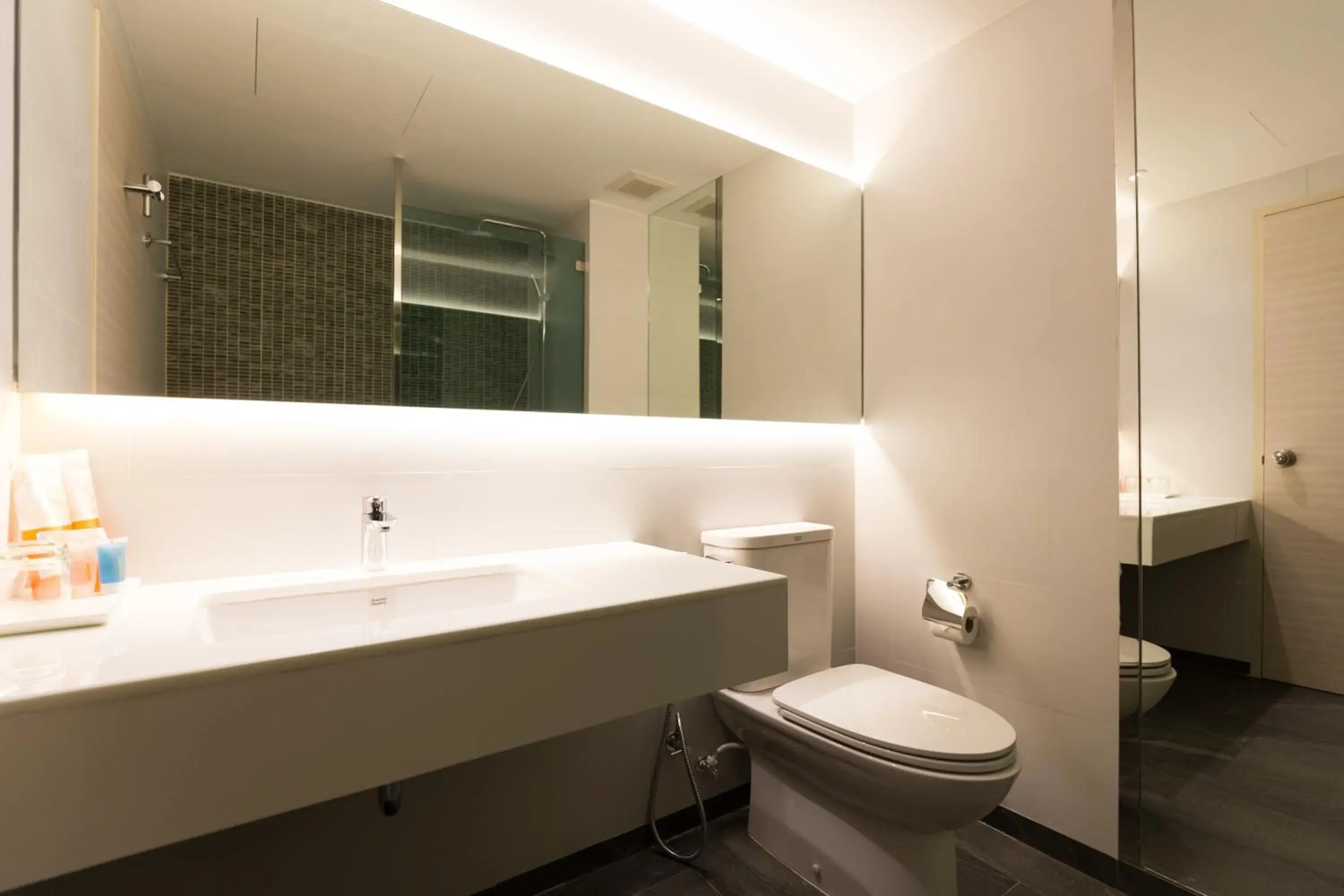 Bathroom in Crystal Hotel Hat Yai (SHA Extra Plus)