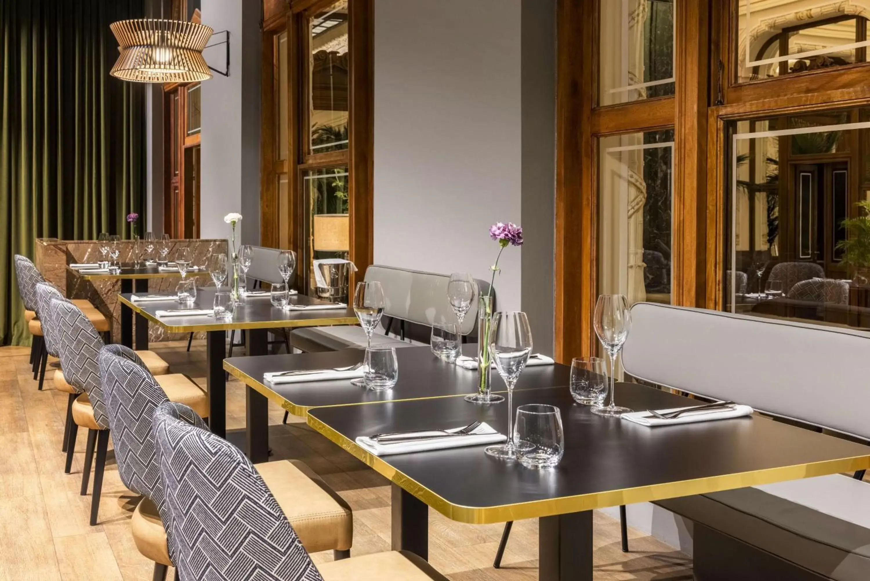 Restaurant/Places to Eat in NH Collection Prague Carlo IV