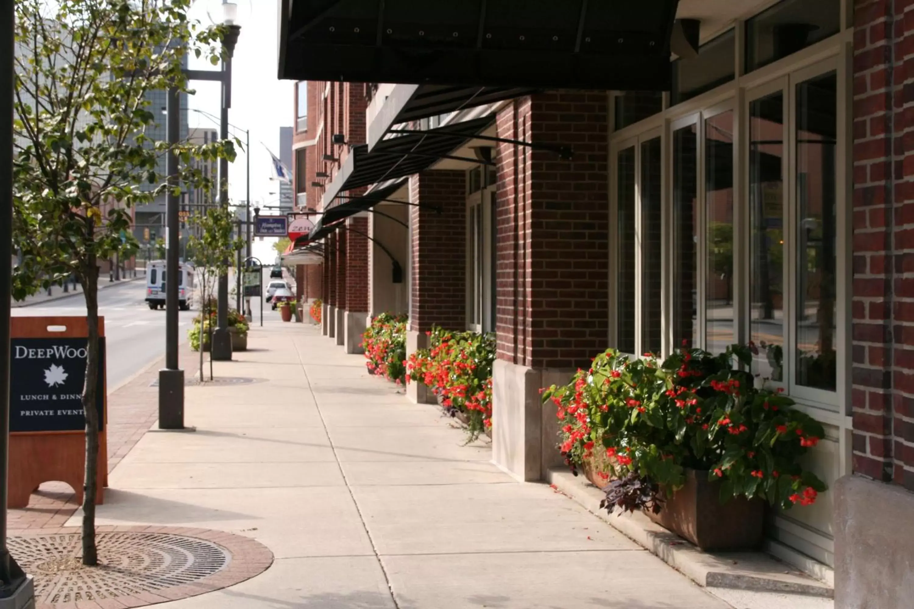 Property building in Hampton Inn & Suites Columbus-Downtown, Ohio